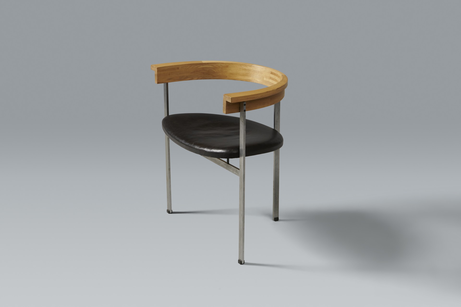 Pair of Armchairs image 3