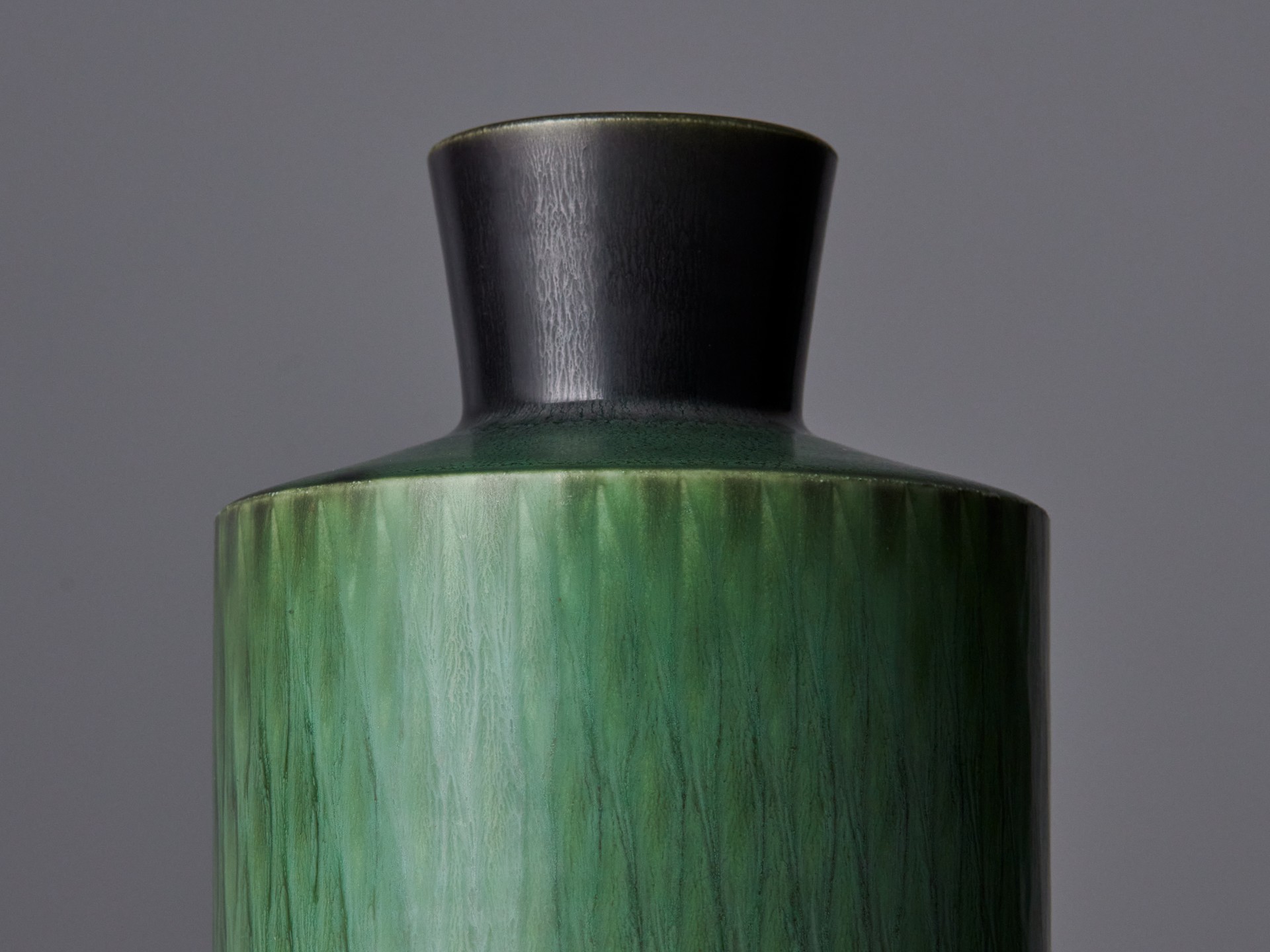 Vase image 4