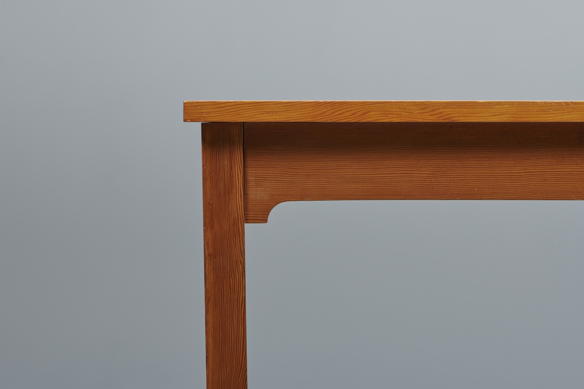 Desk image 4