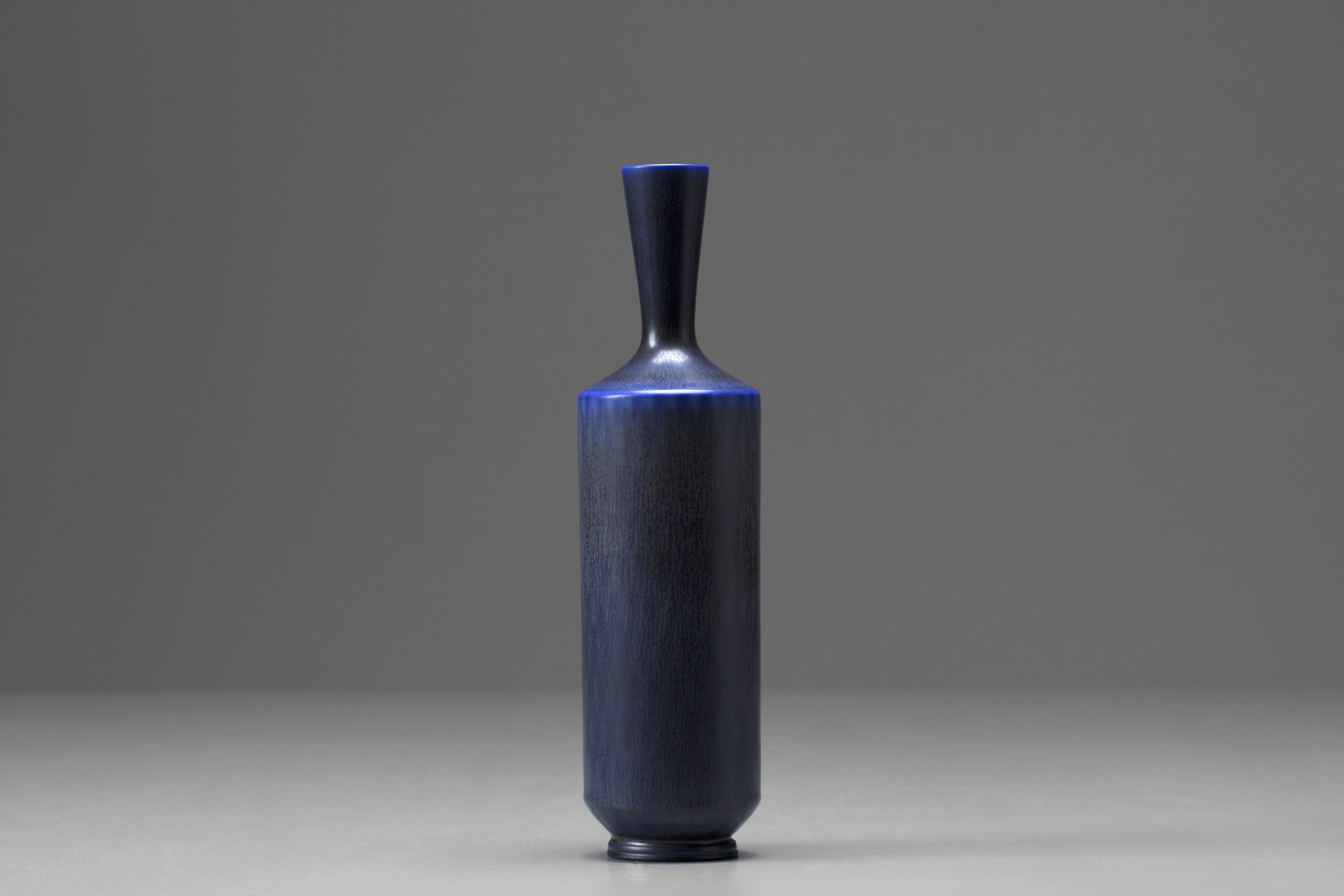 Vase image 2