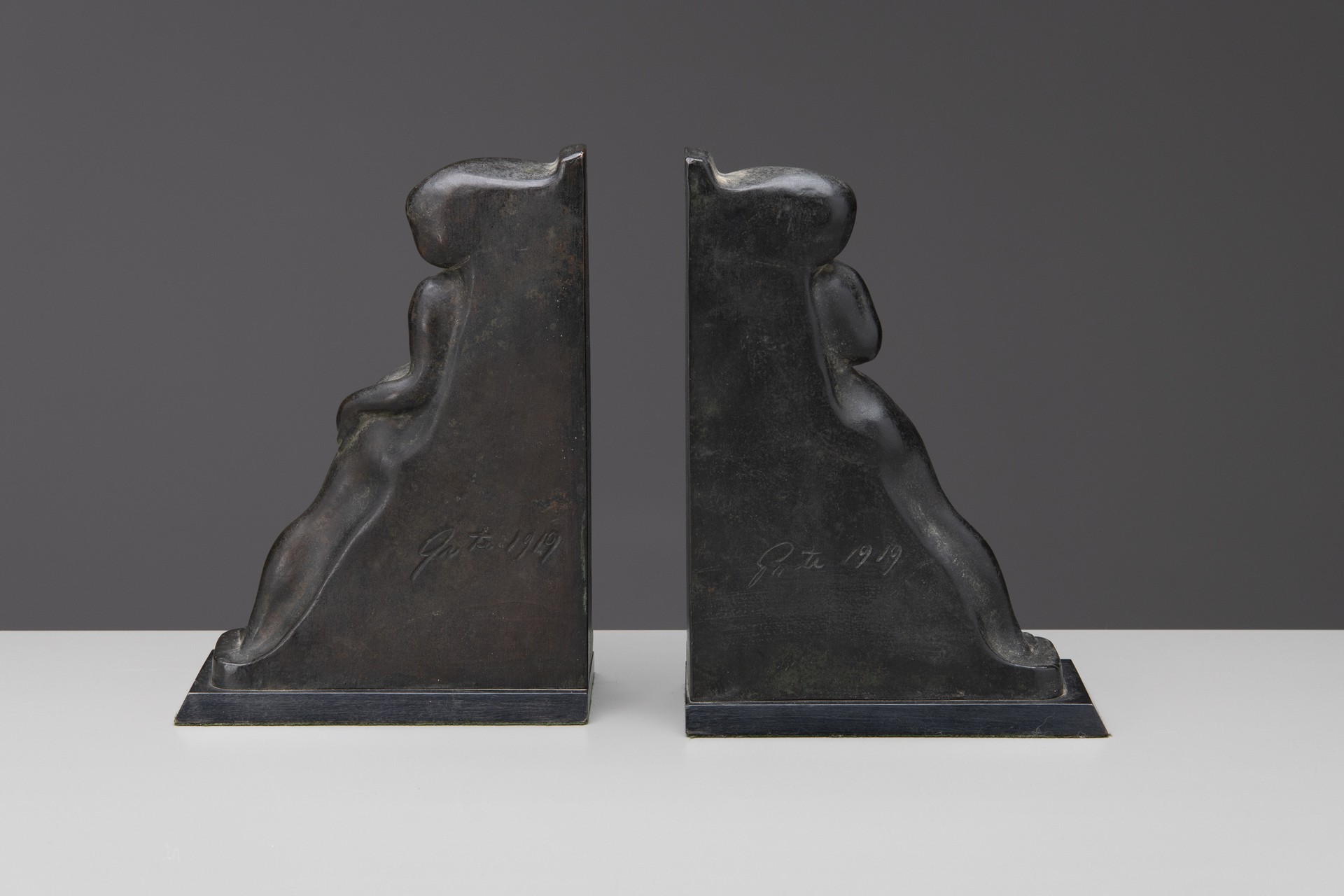 Pair of Bookends image 2