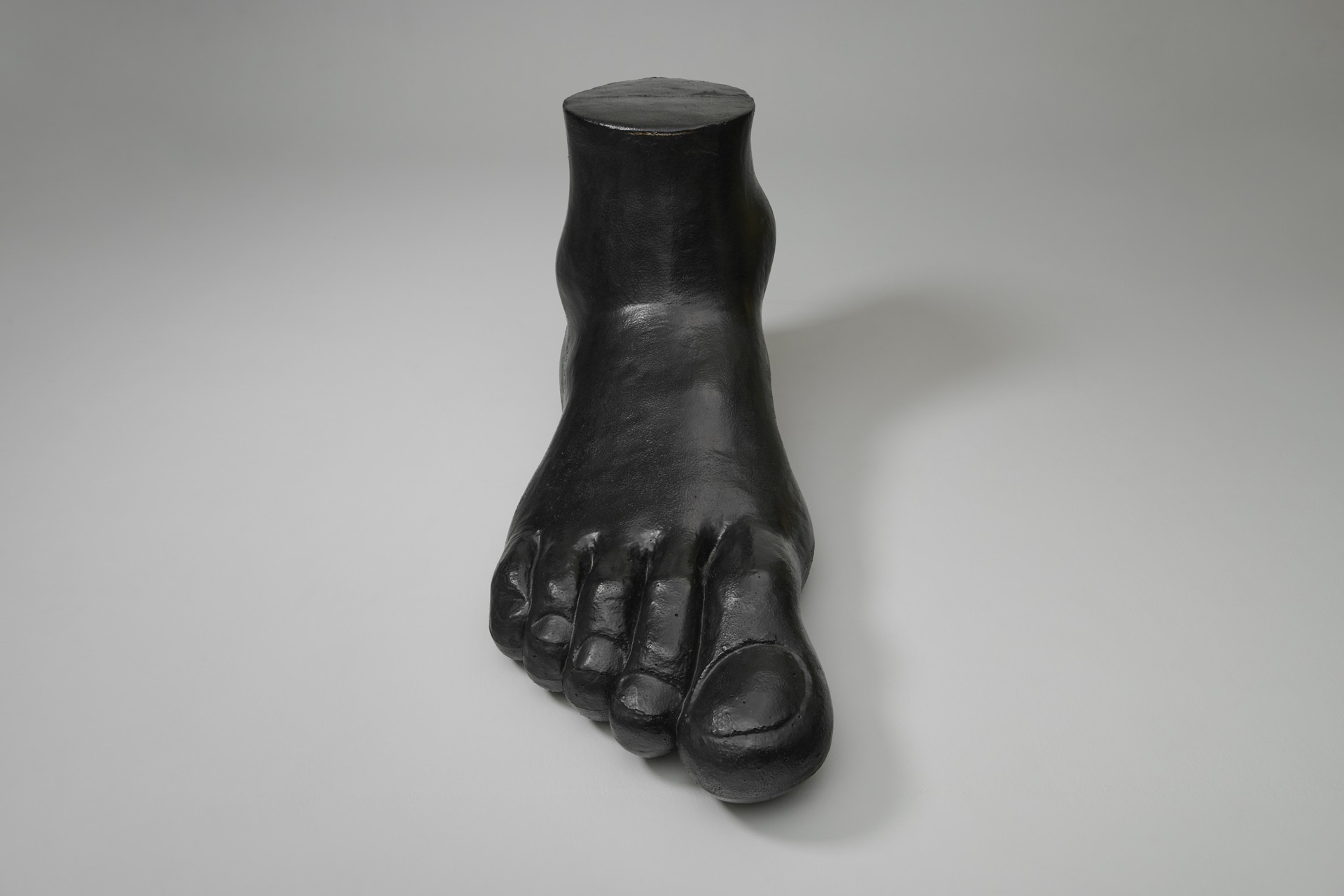 'II Piede', Sculptural Foot image 3