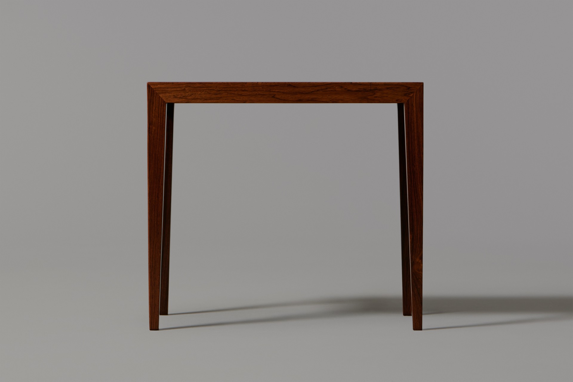 Pair of Occasional Tables image 2