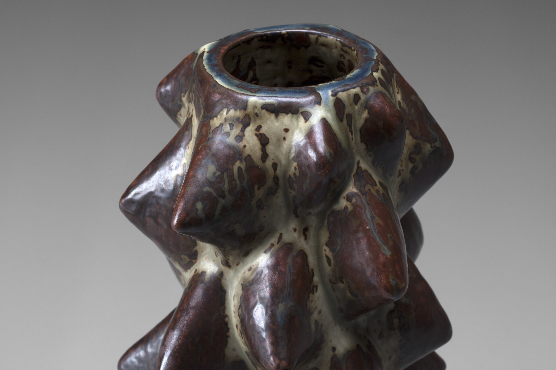 Vase image 2
