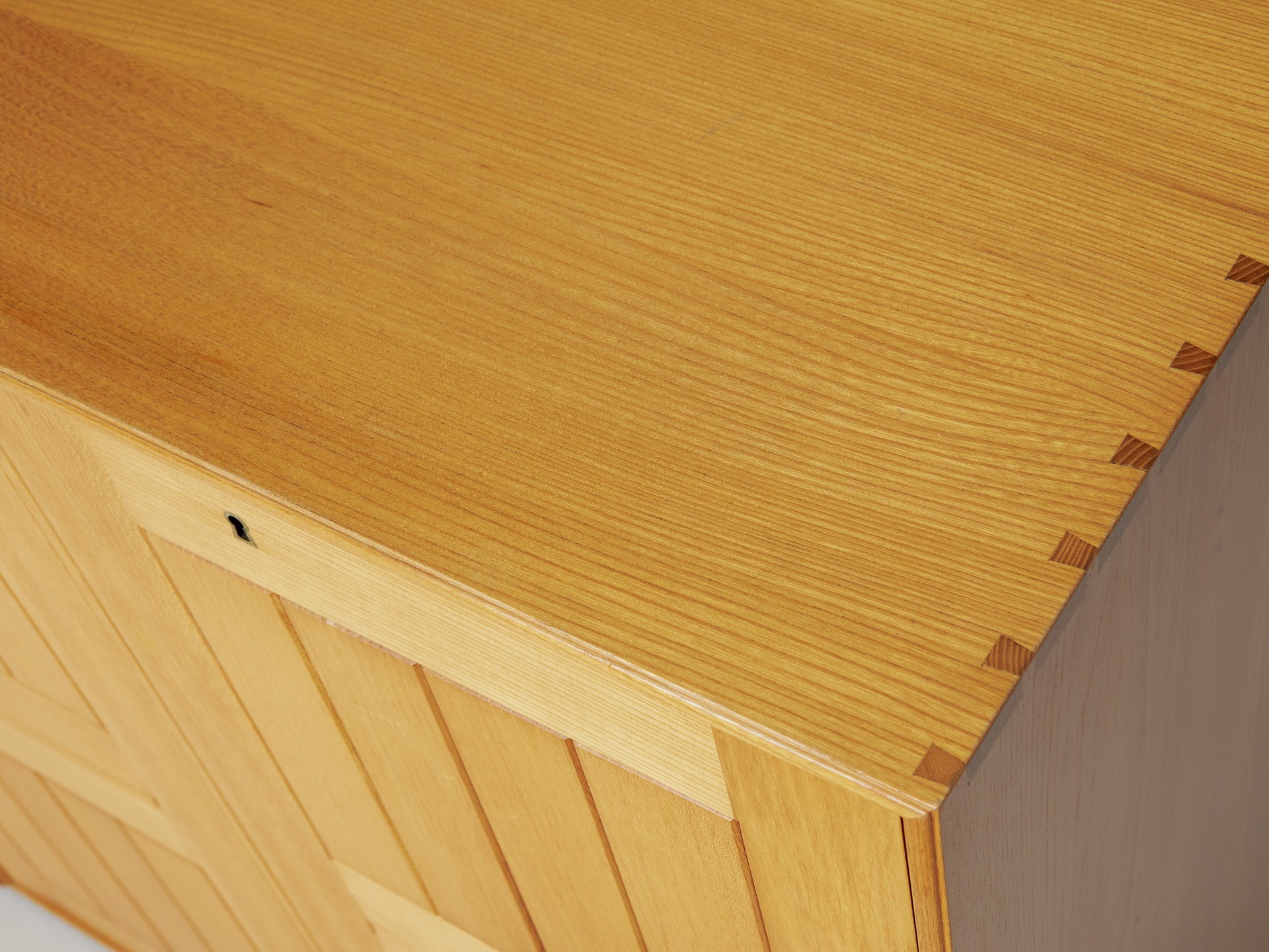 Pair of Elm Cabinets image 4