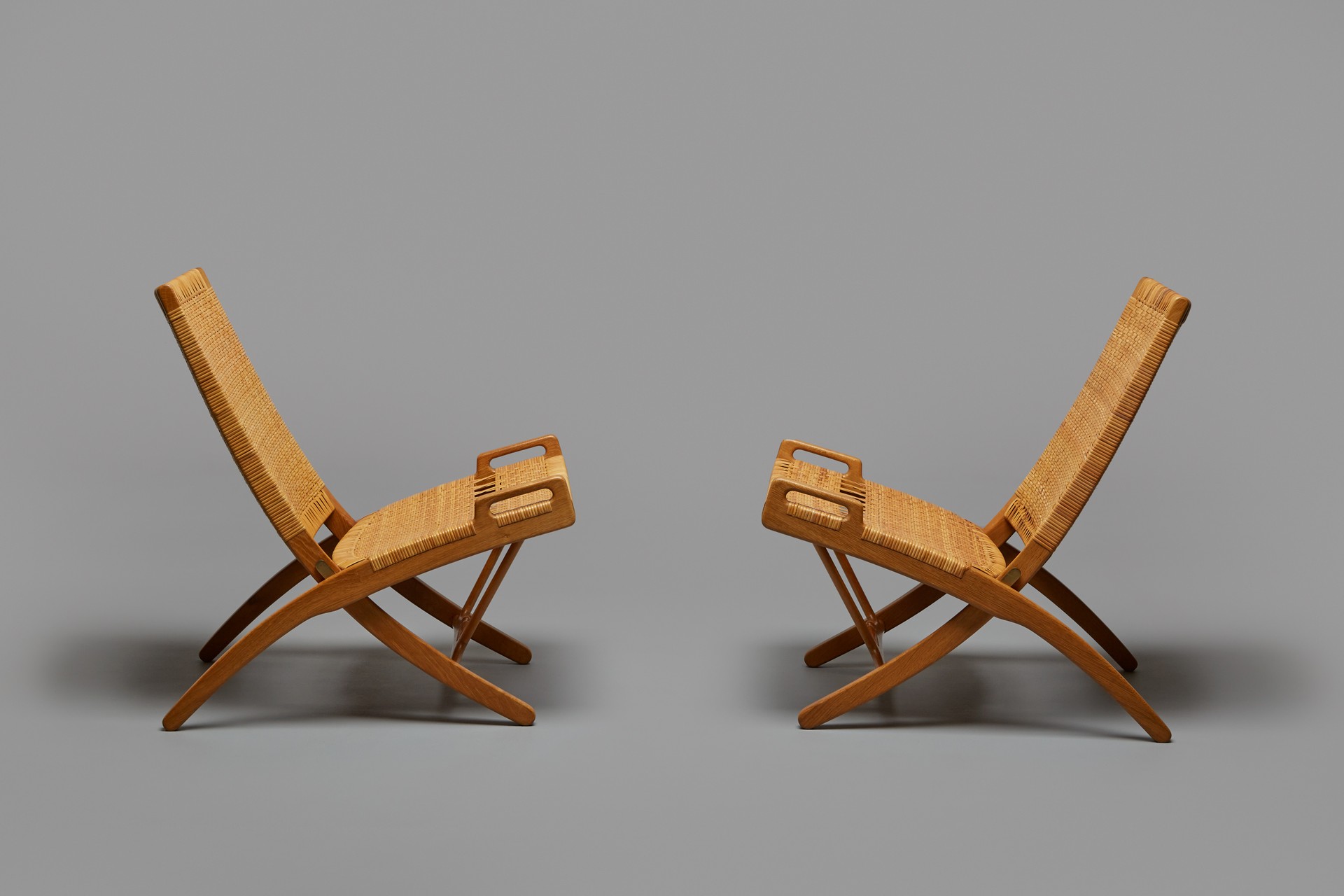 Pair of Folding Chairs, Model no. 512 image 2