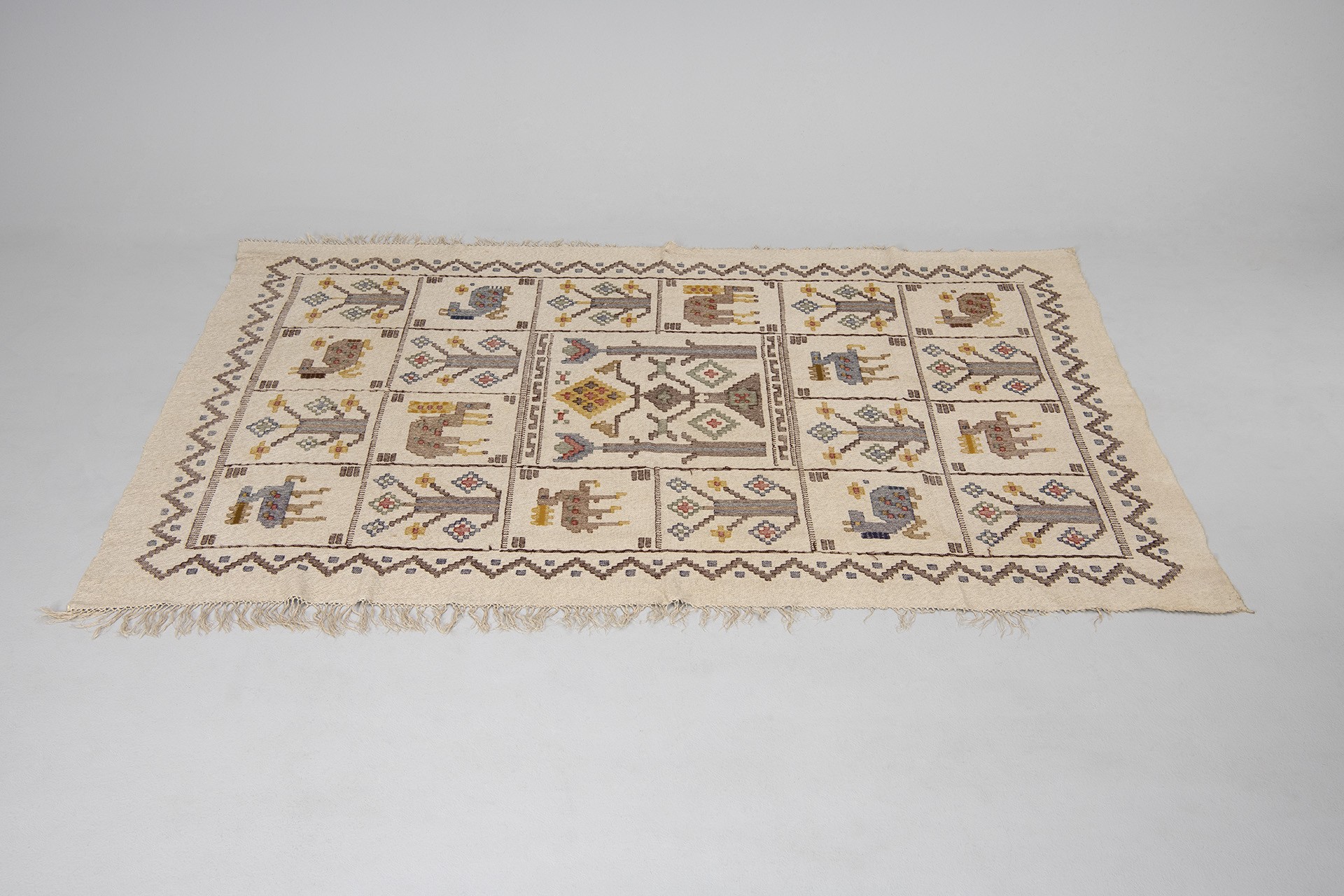Tapestry - Bedspread image 2