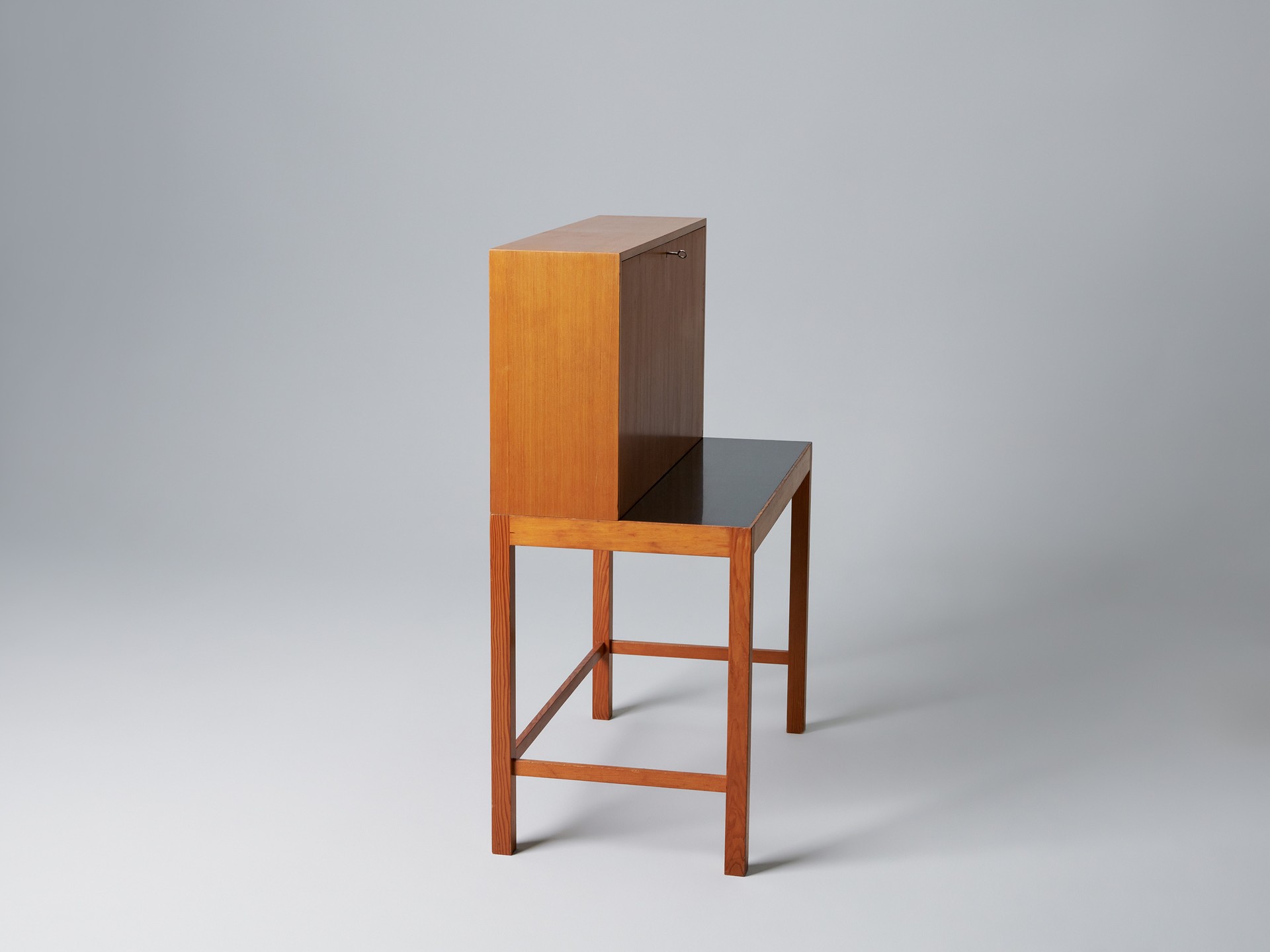 Bureau image 4