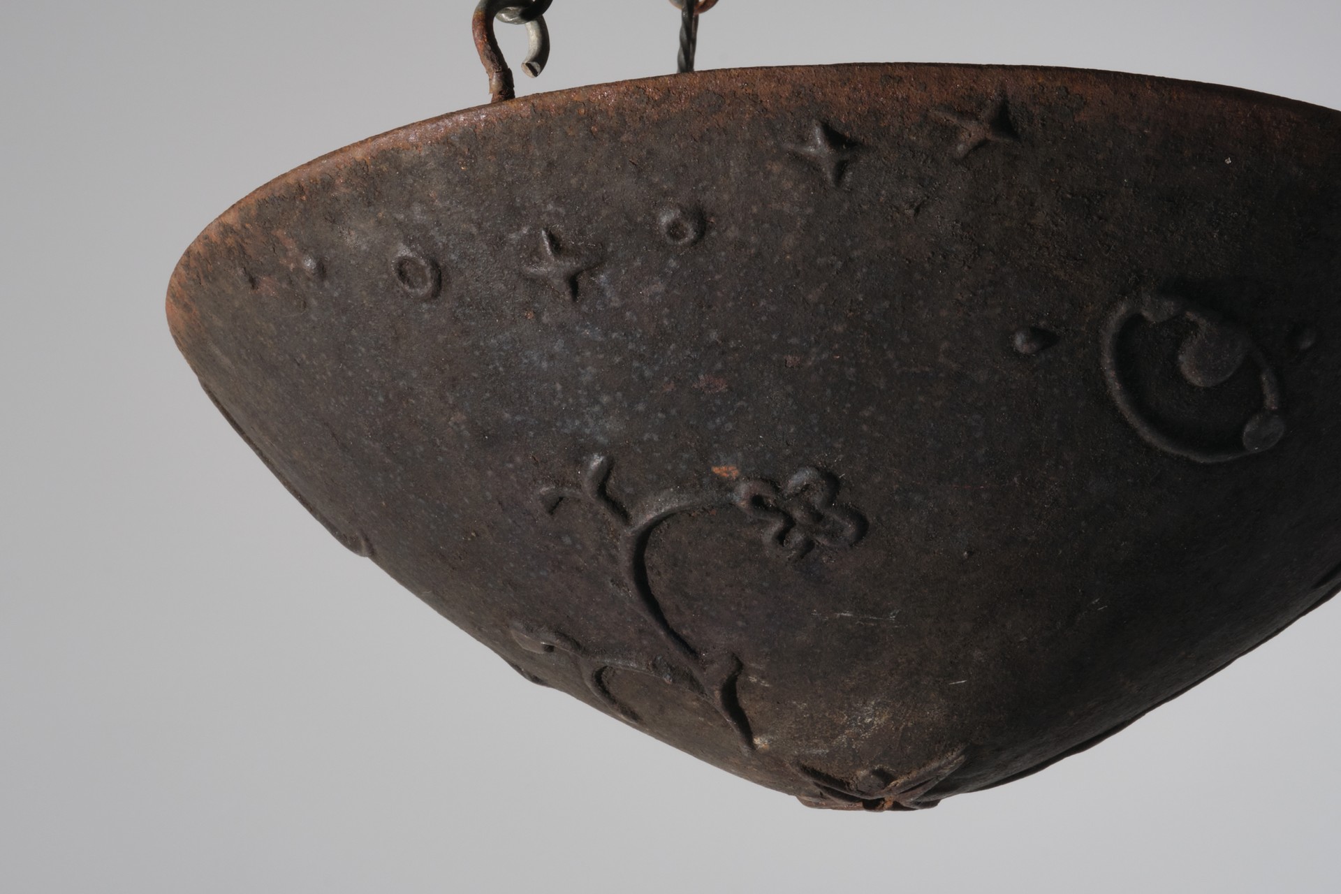 Hanging "Mikrokosmos" Urn image 3