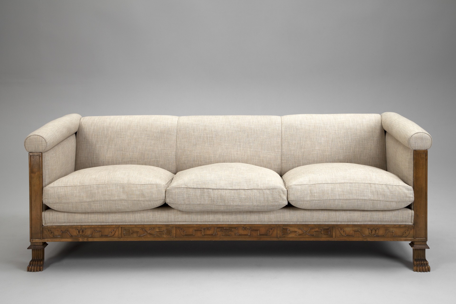 'Caesar' Sofa image 2