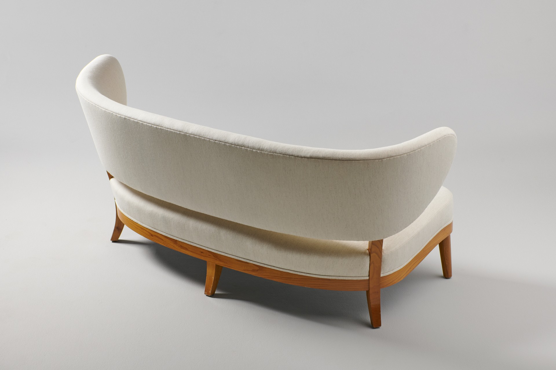 Sofa image 2