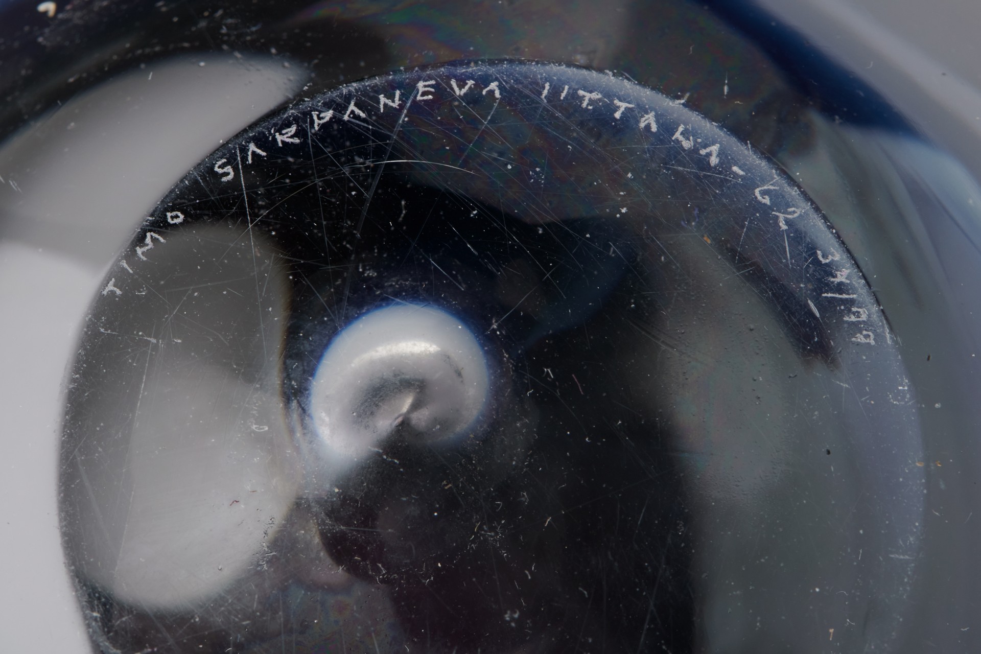 'Sleeping Bird' Vase image 5