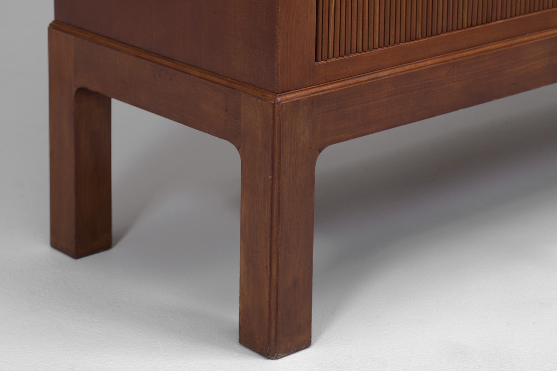 Cabinet image 6