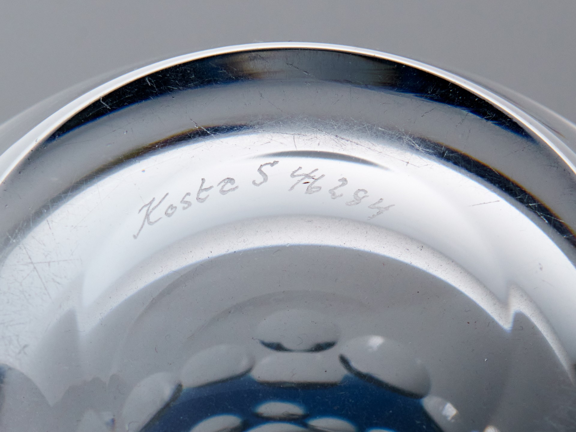 Vase image 4