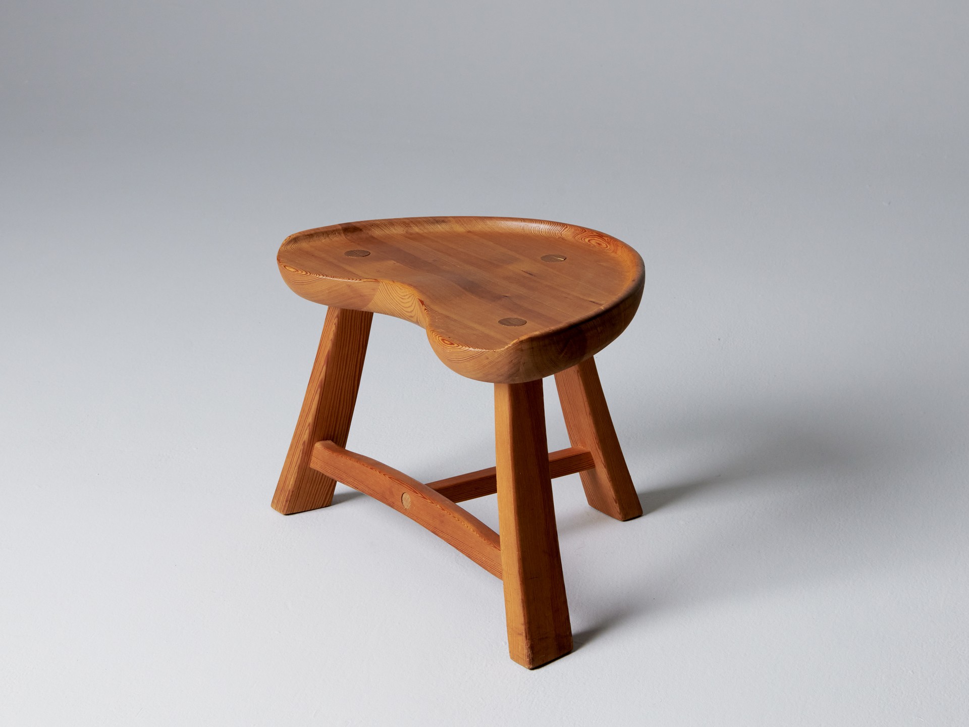 Norwegian Stool image 2