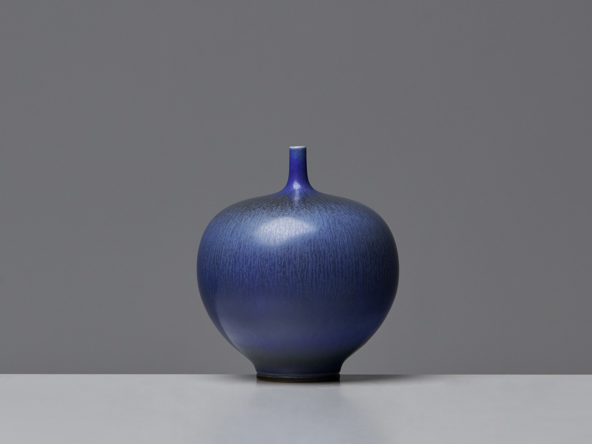 Vase image 3