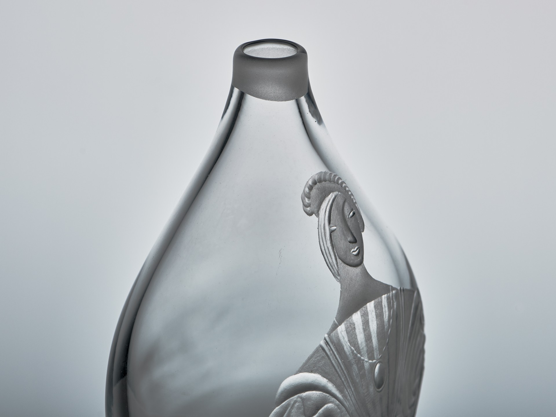 Carafe image 4