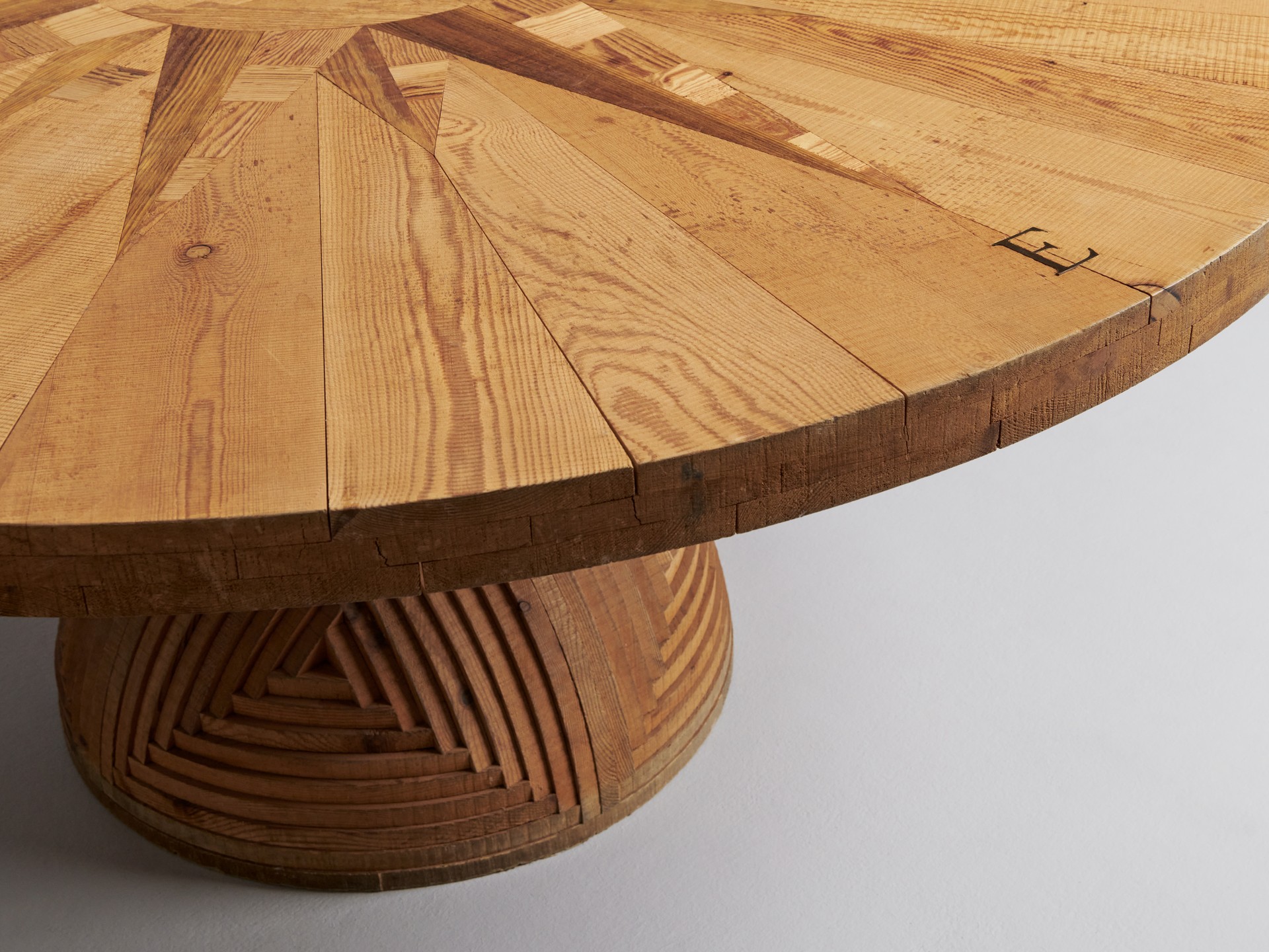 'Rosa Dei Venti' Table image 4