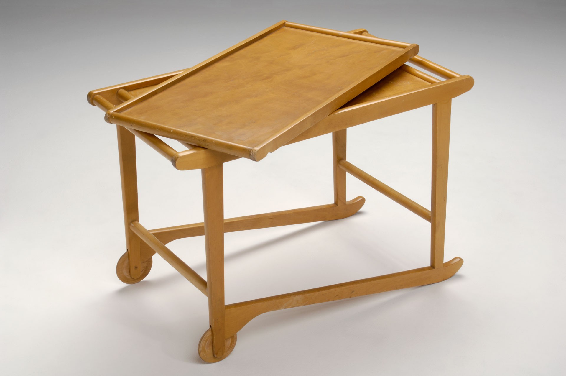 Trolley image 3