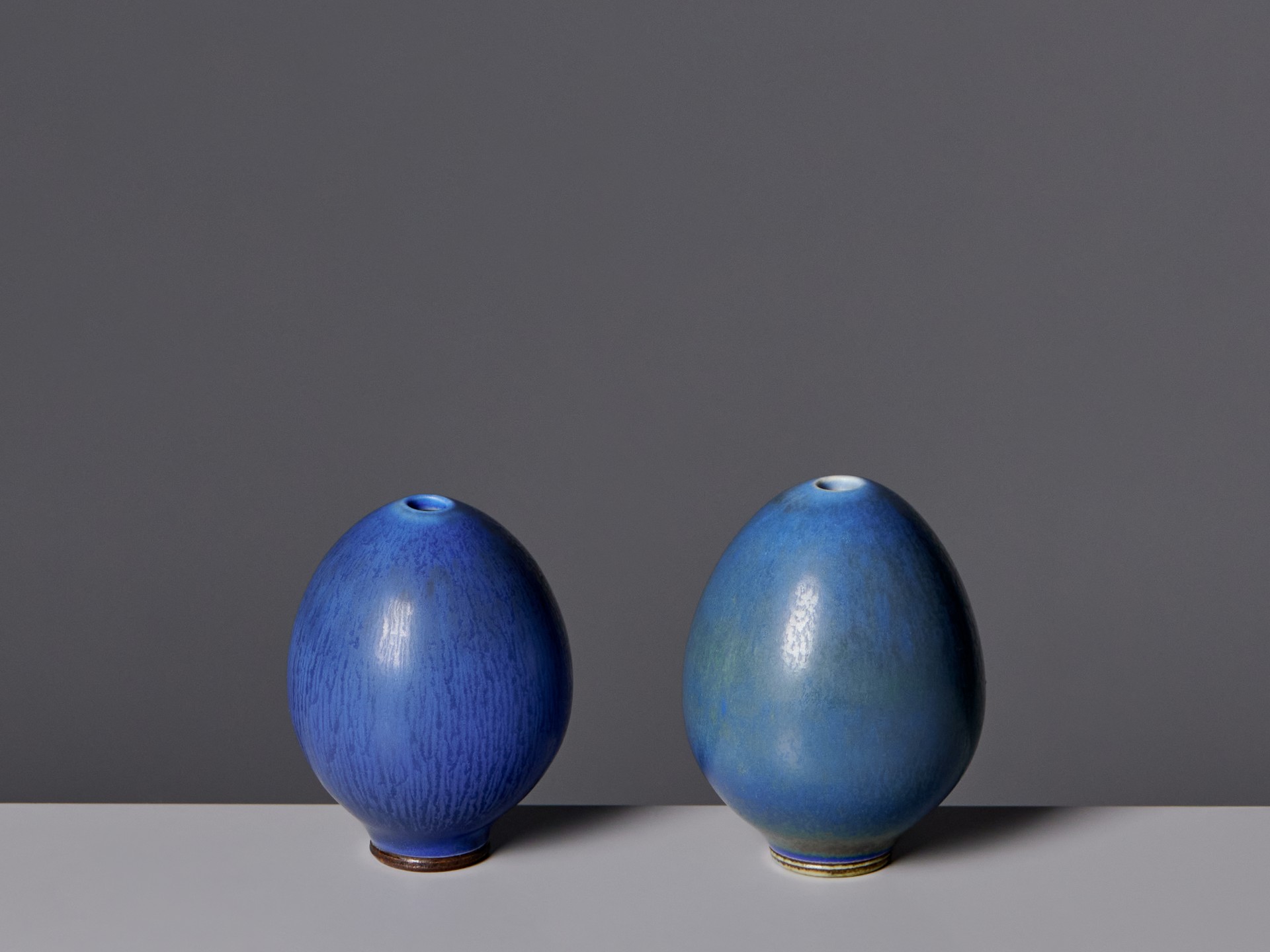 Pair of Vases image 2