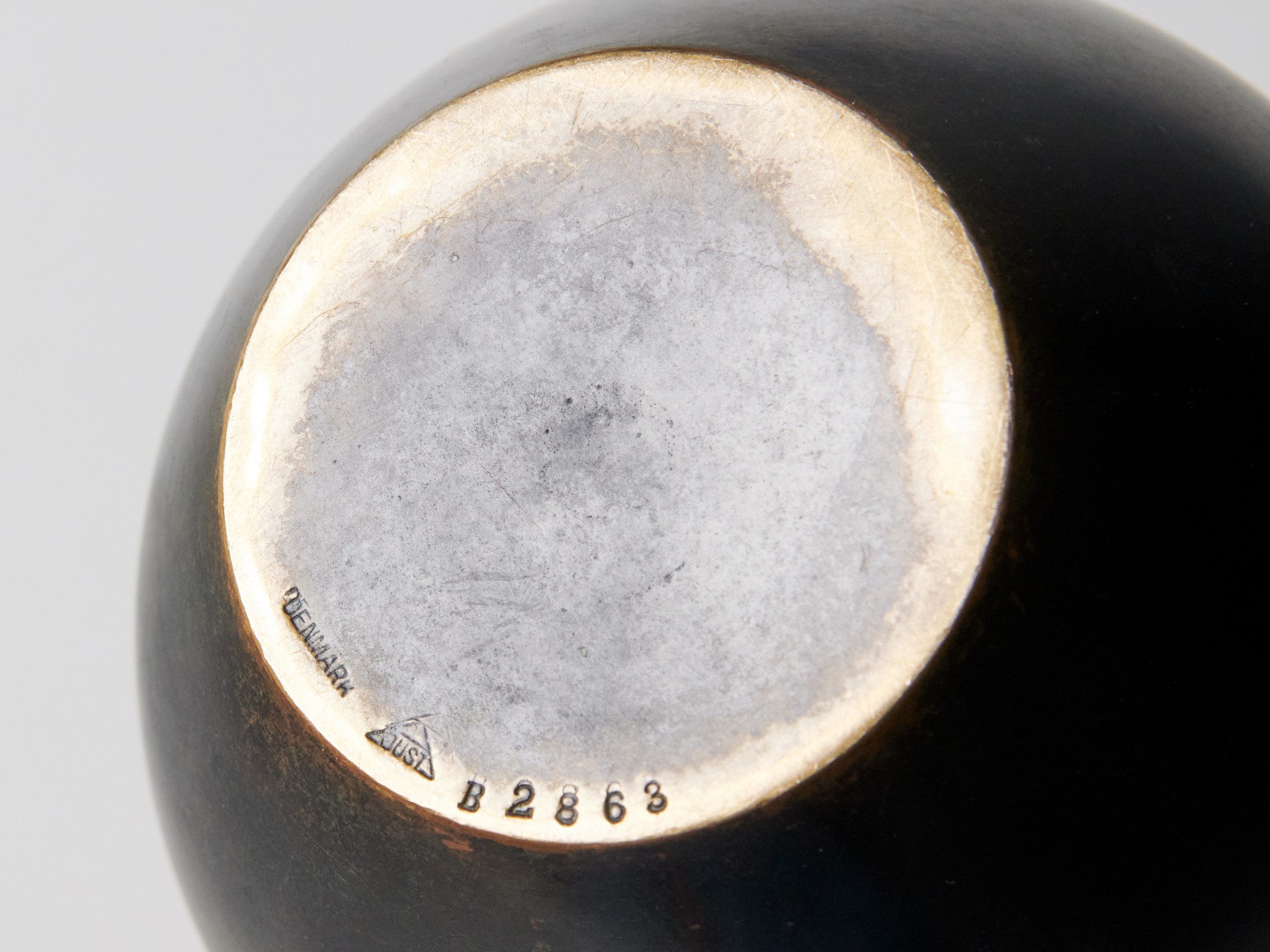 Vase image 5