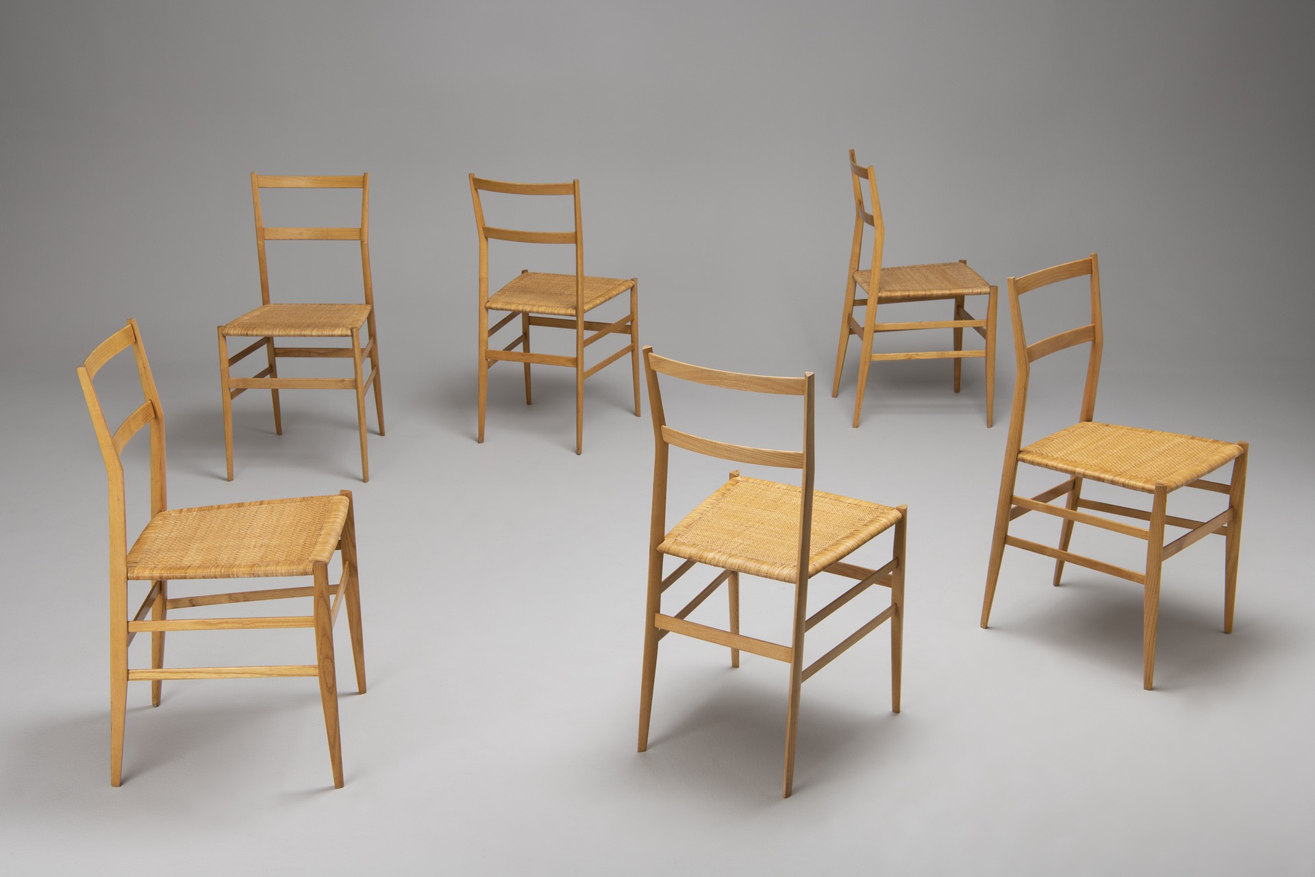 Set of Six "Superleggera" Chairs image 2