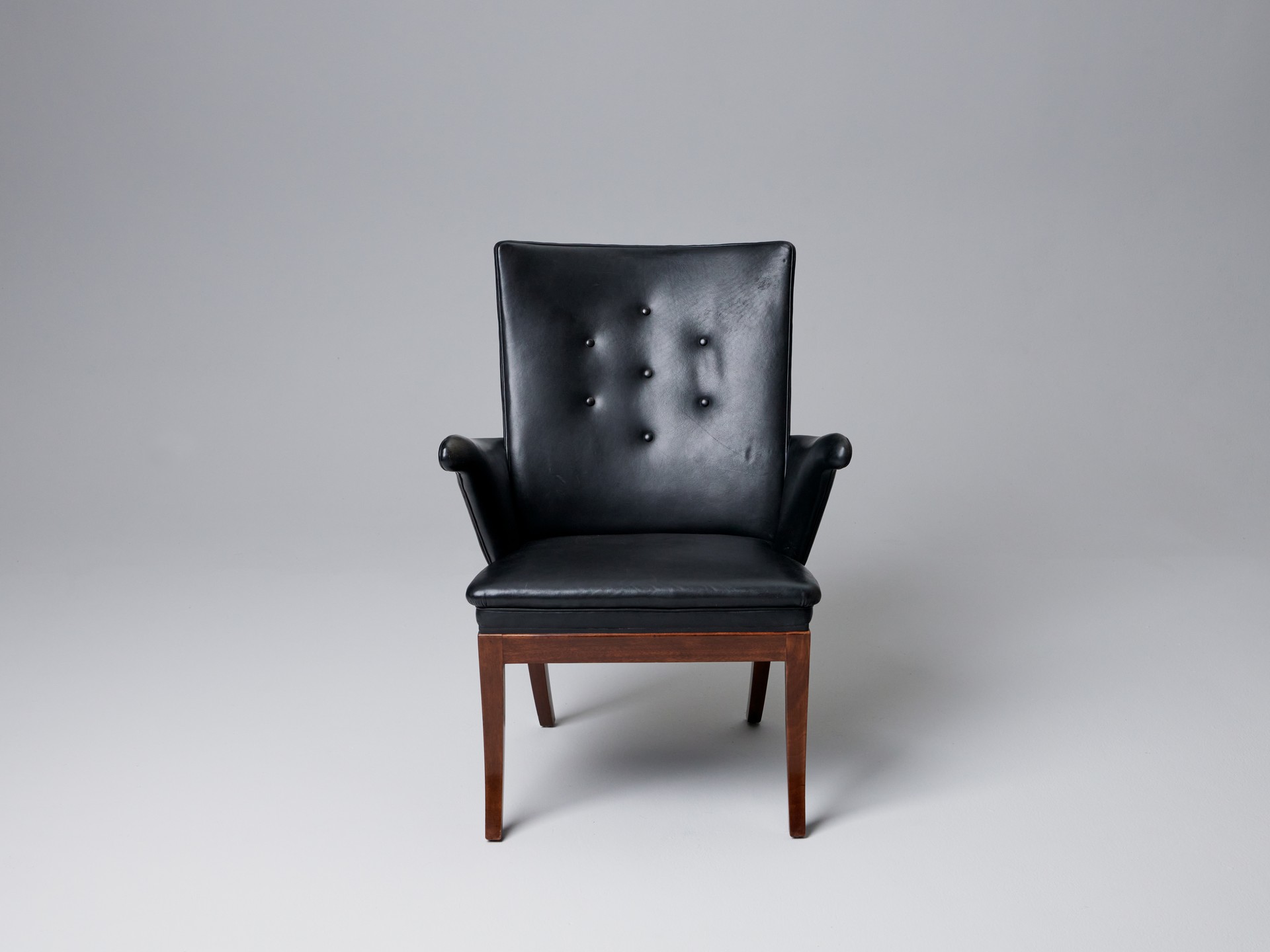 Armchair image 2