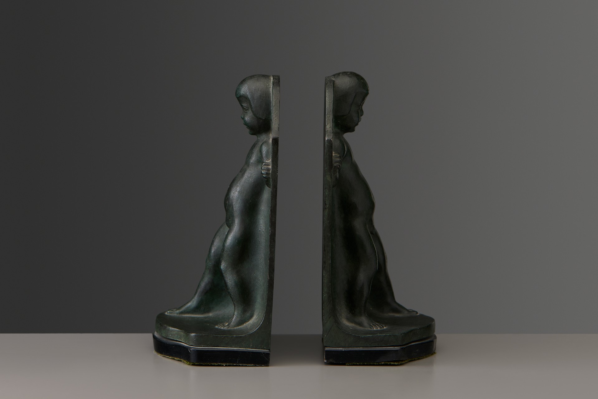 Pair of Bookends image 2