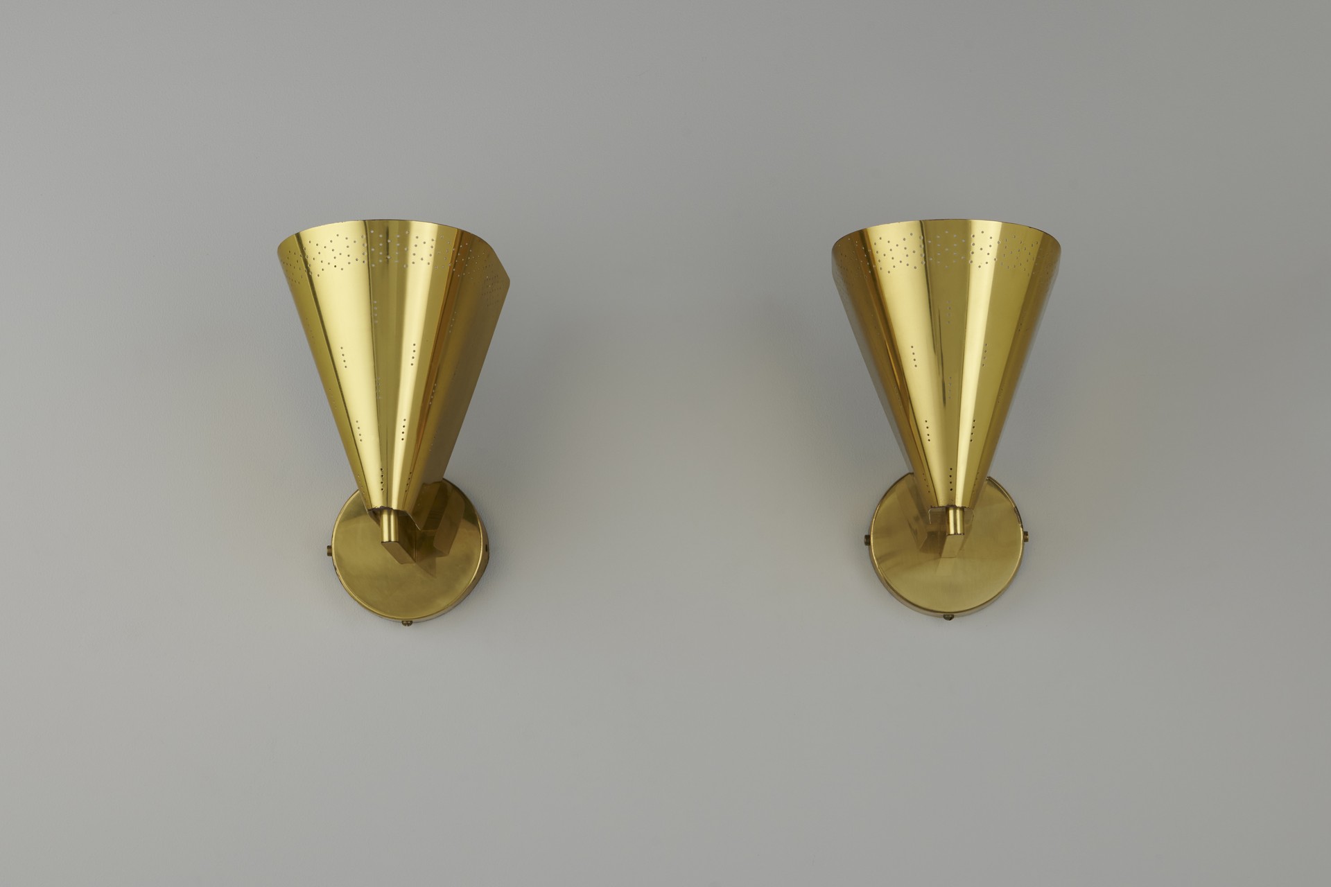 Pair of Wall Lamps image 2