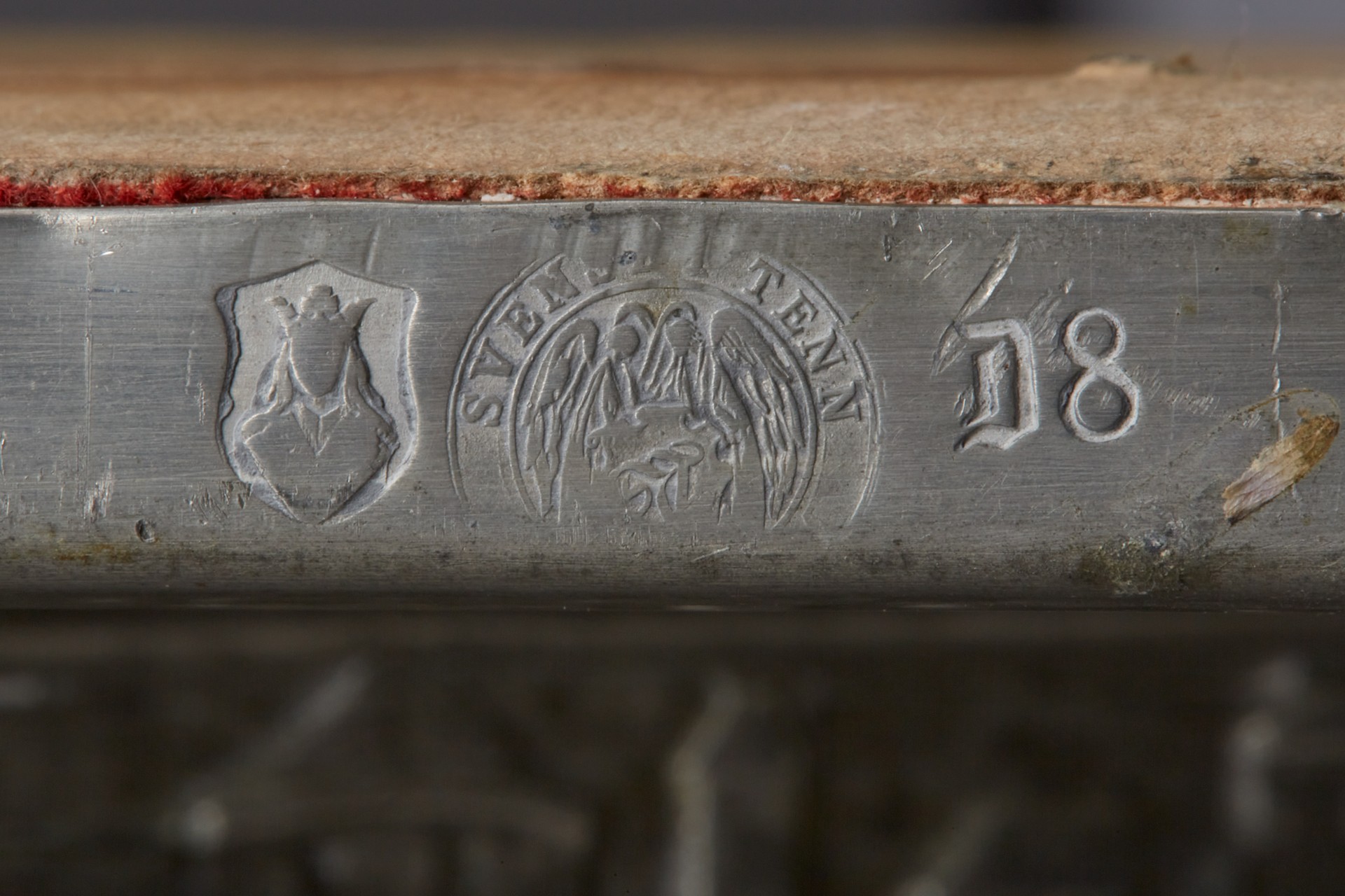 Tray image 4