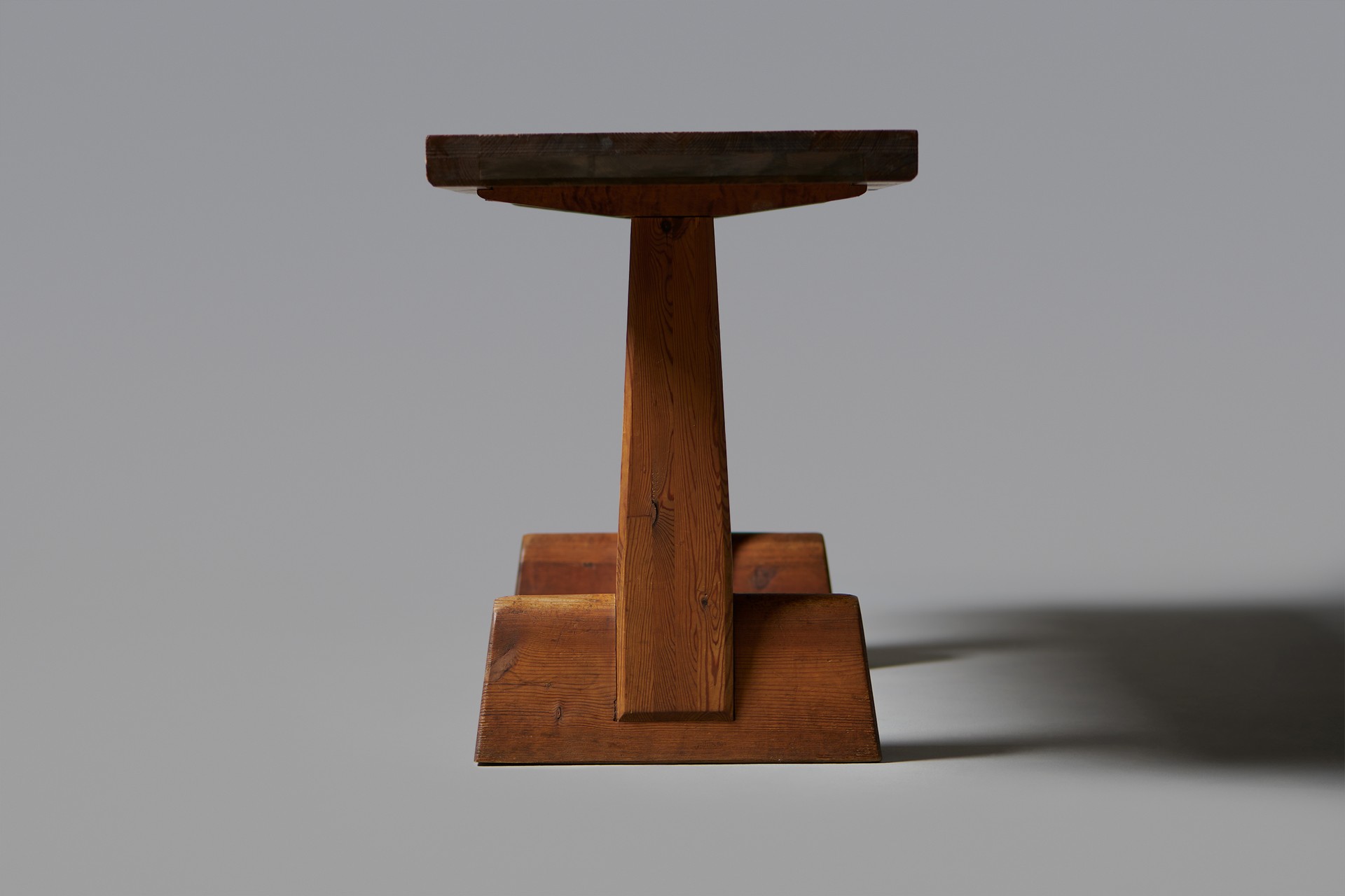 'Utö' Table image 3