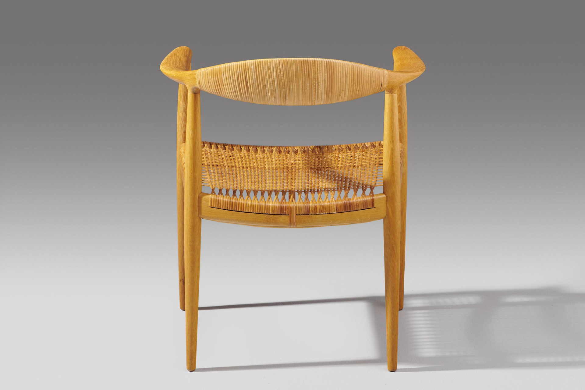 'The Chair' image 3
