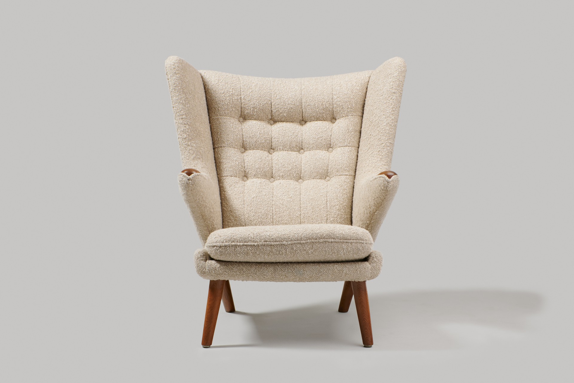 "Papa Bear" Armchair image 3