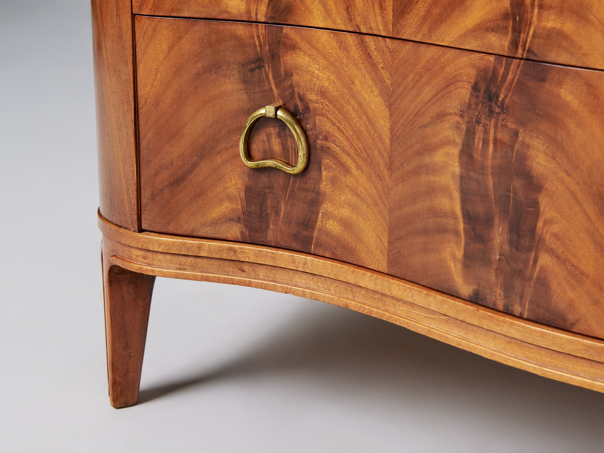 Chest of Drawers image 9