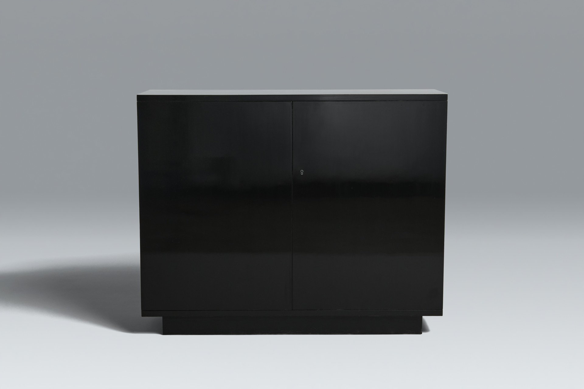 Cabinet image 2