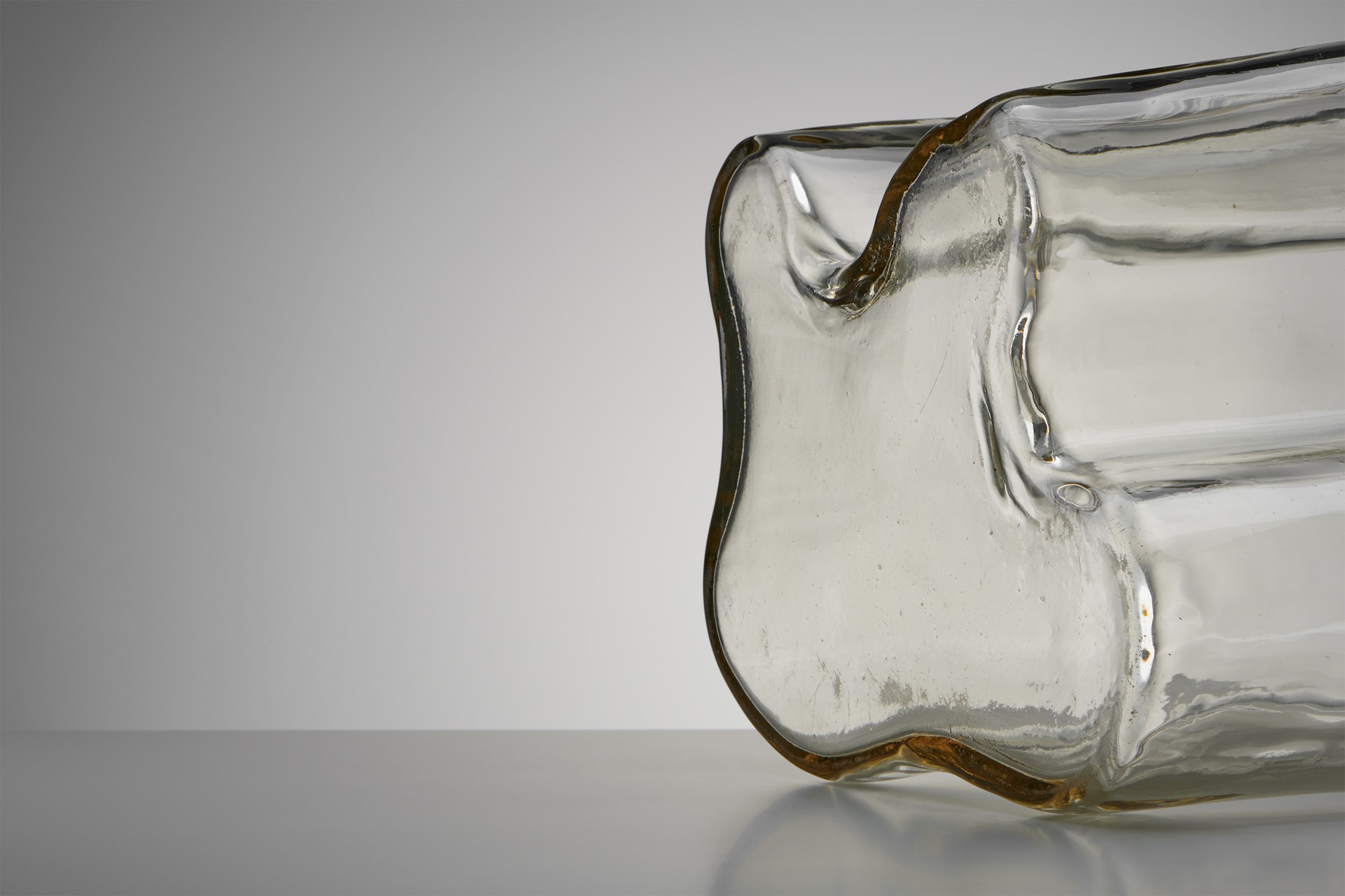 Vase Model no. 3031 image 5