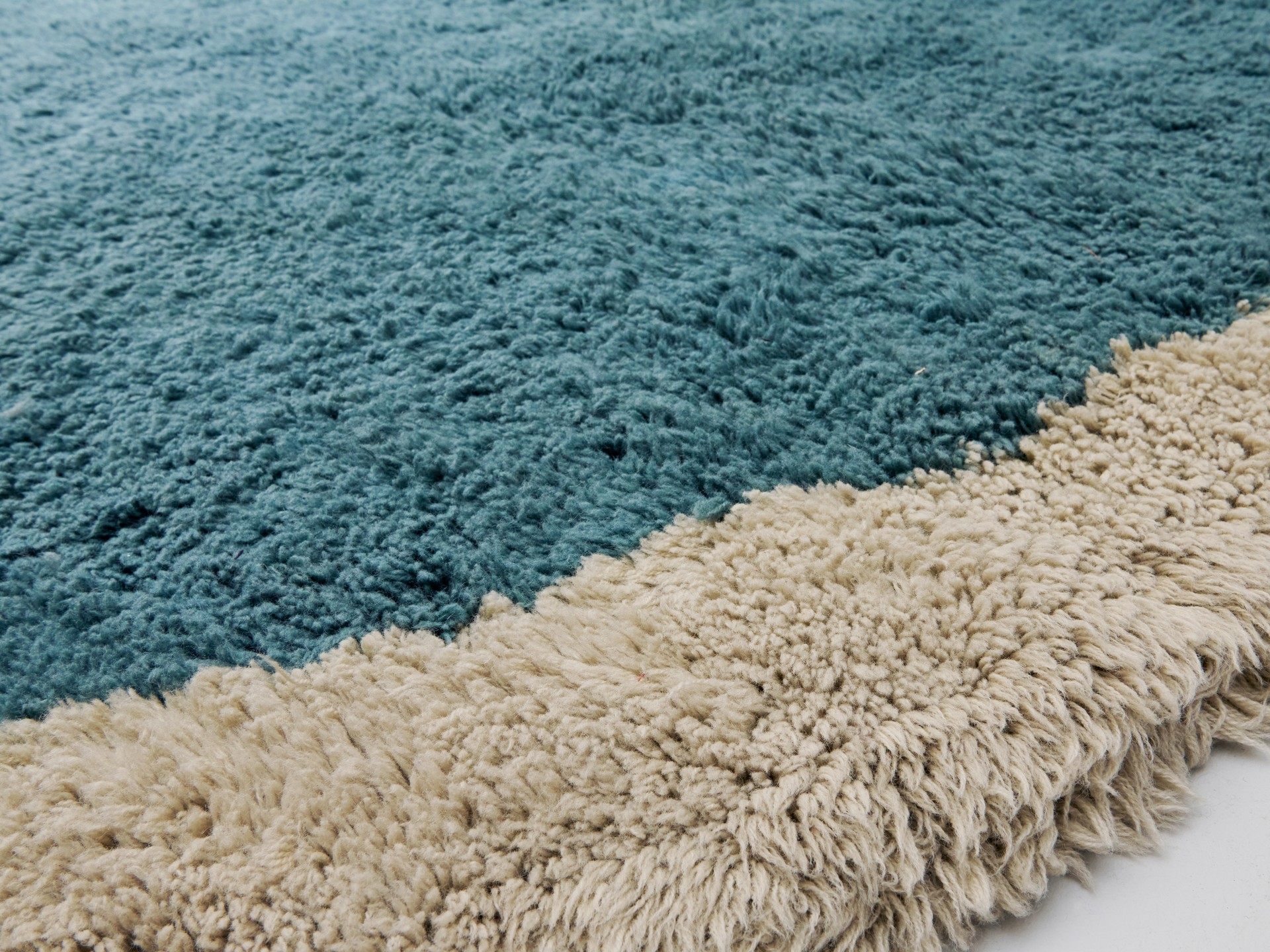 Large Unique Rug image 5