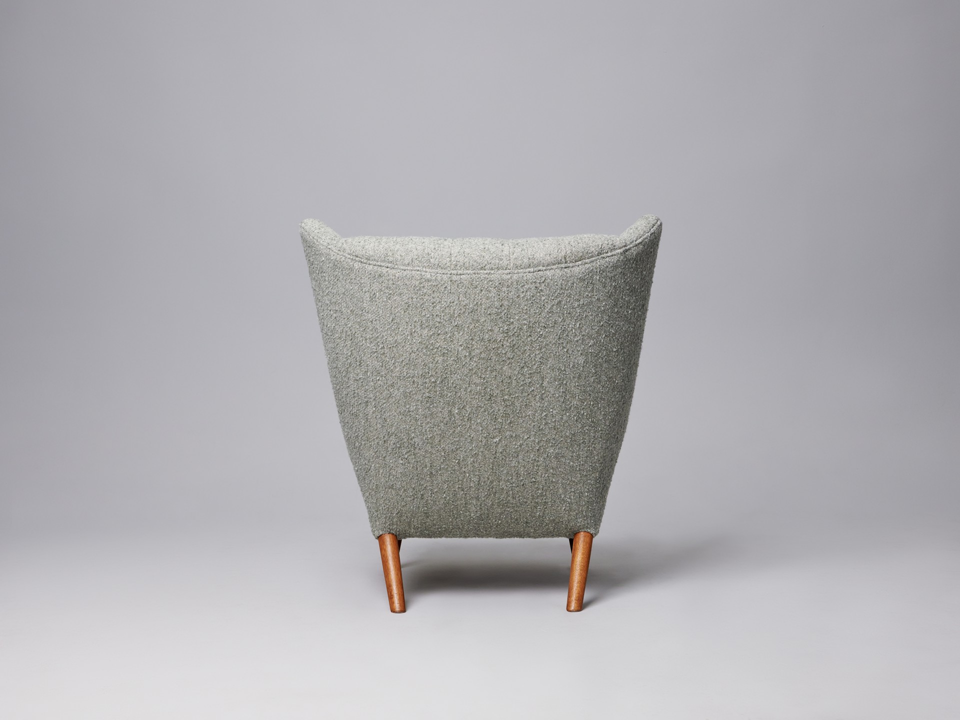 'Papa Bear' Armchair image 14