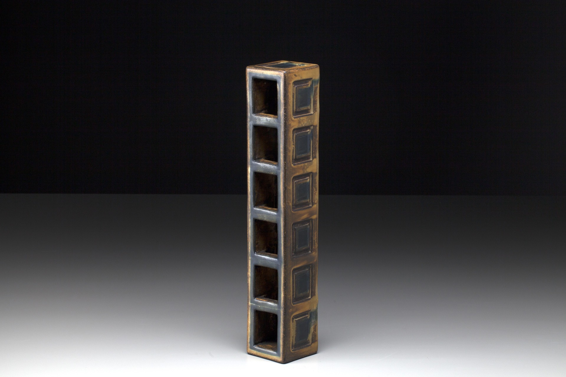 Farsta Sculptural Vase image 5