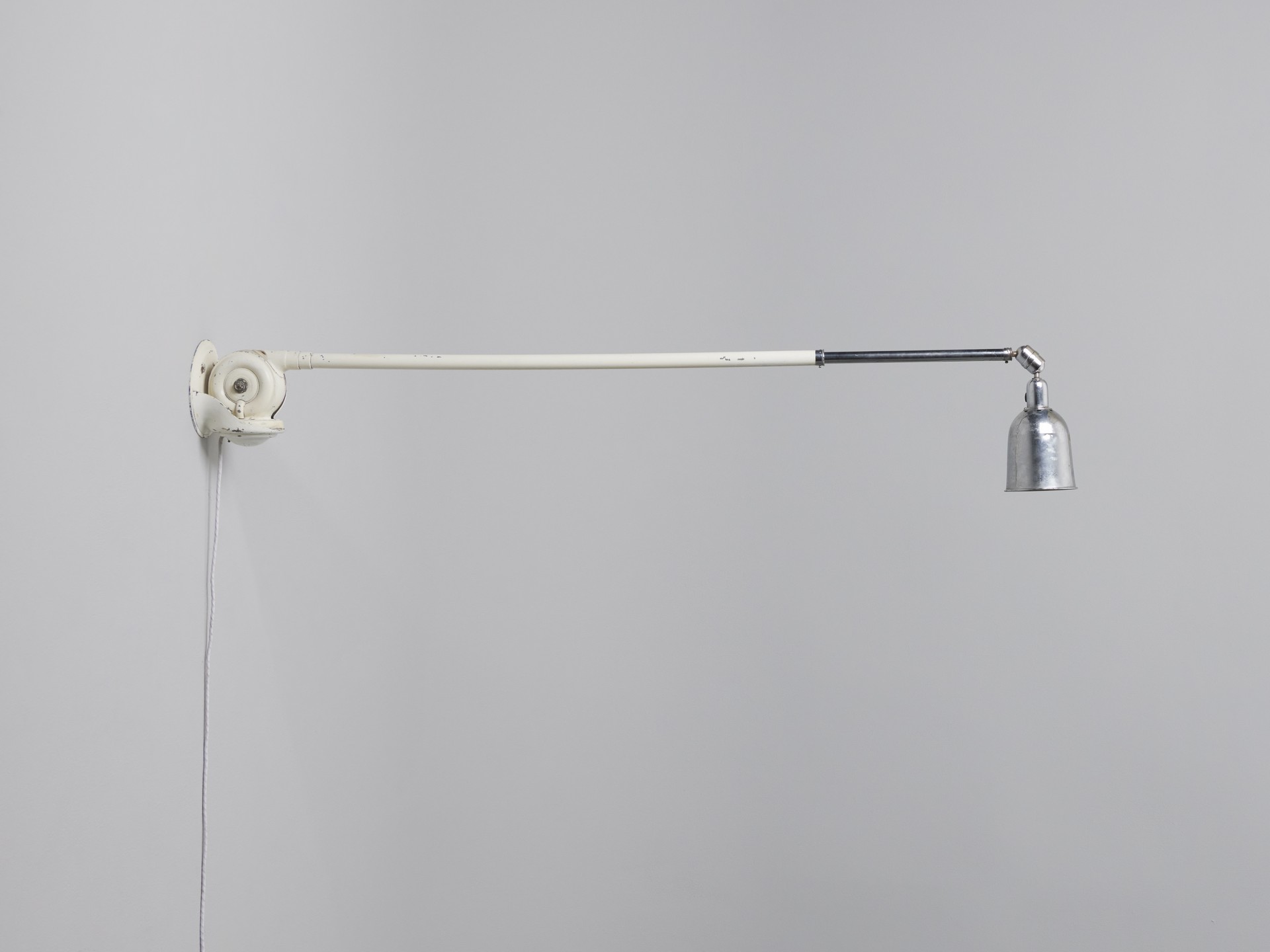 'Triplex' Extending Lamp image 2
