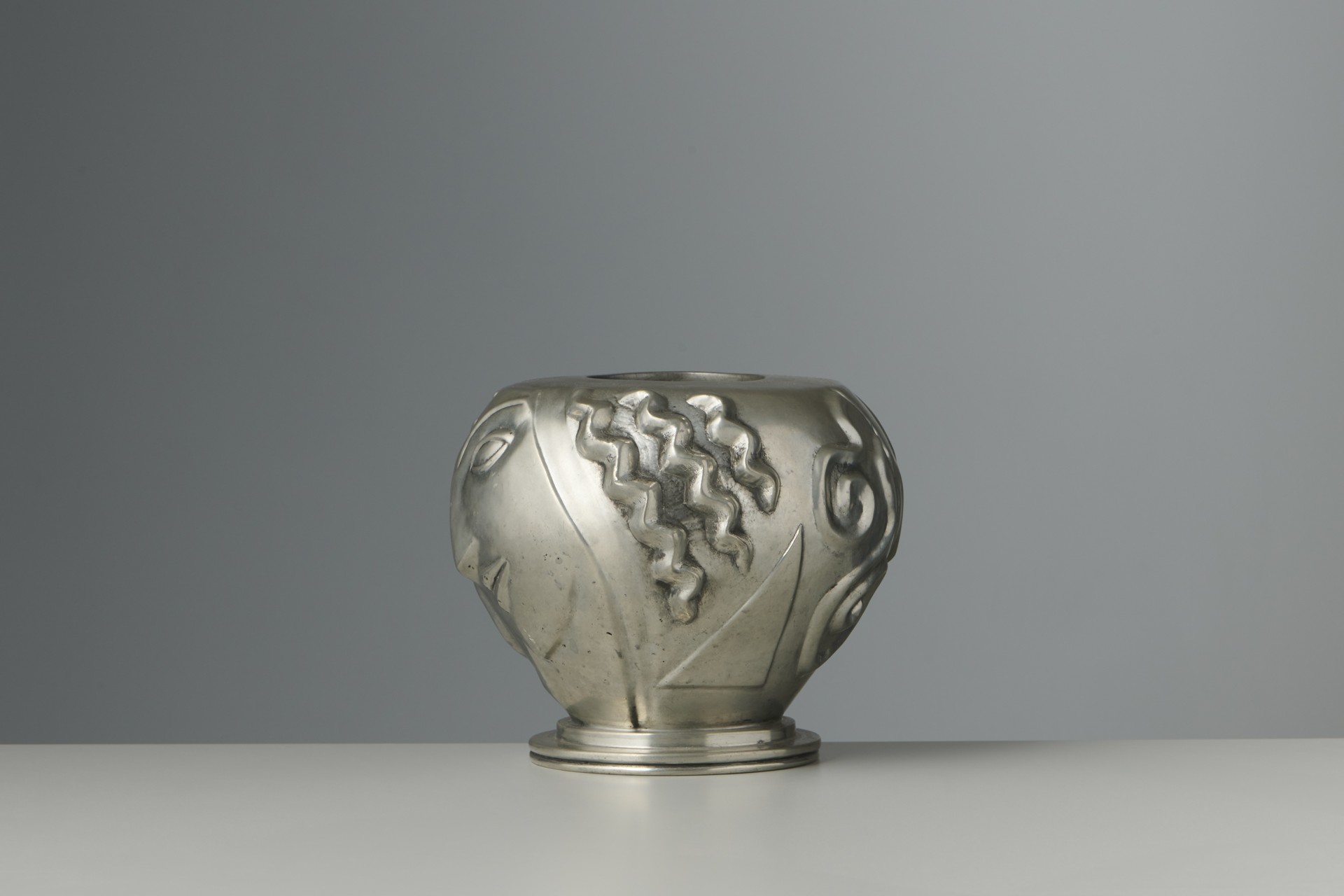 'Profile' Vase image 2