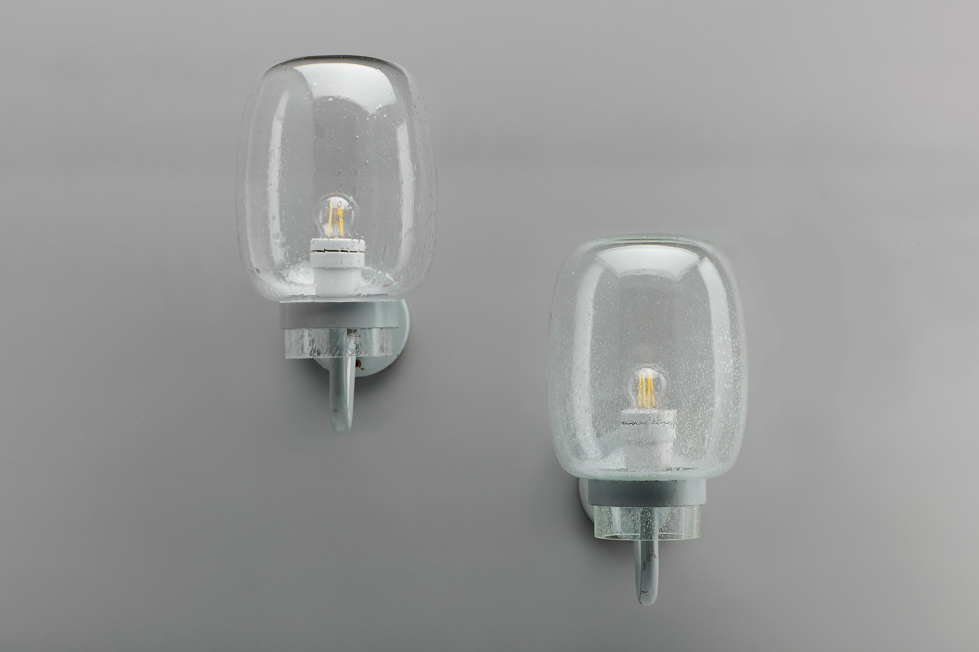 Pair of Outside Wall Lamps image 2