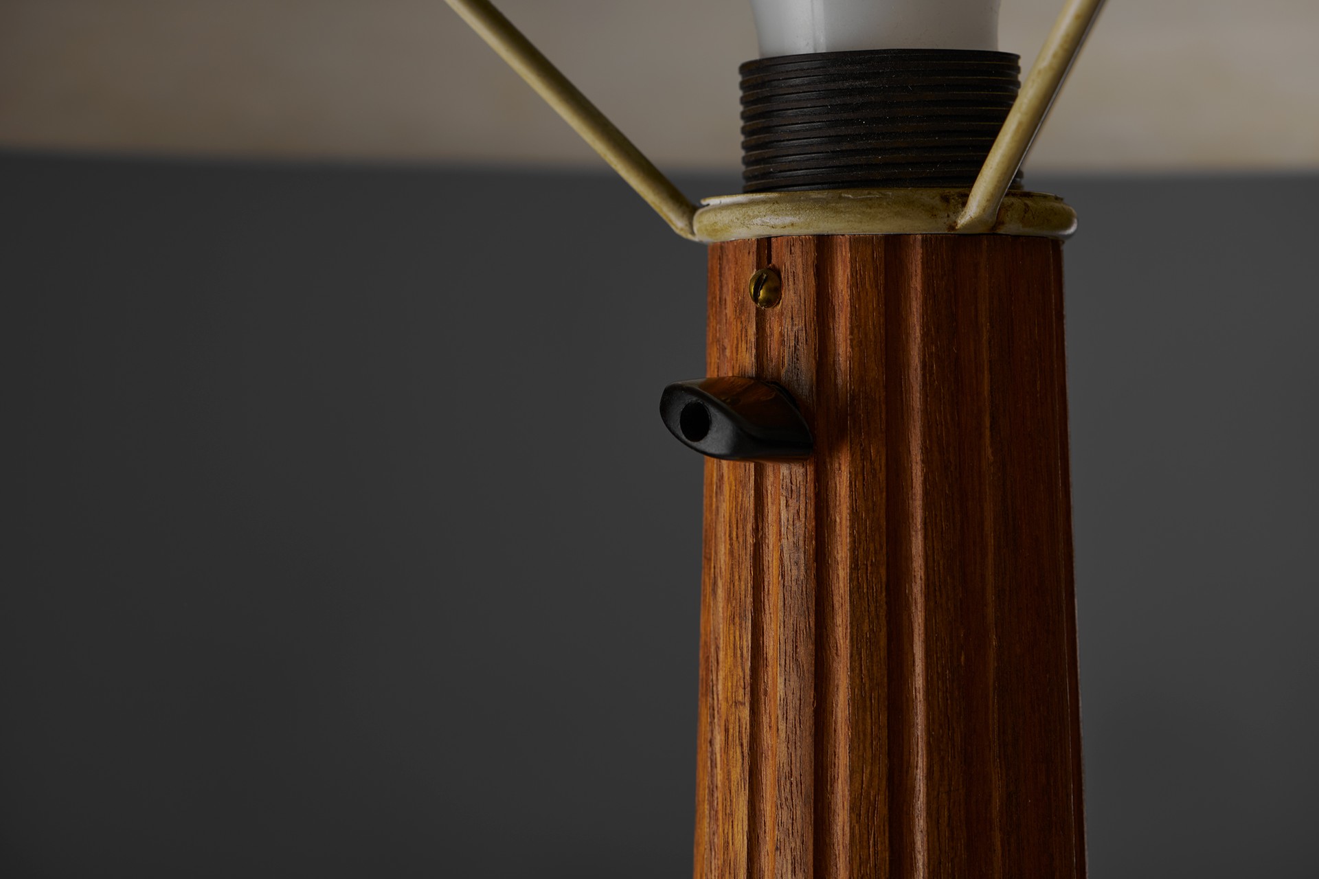Table Lamp, Model no. 714 image 4