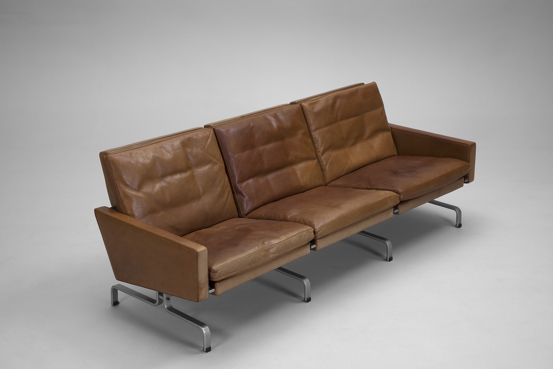 PK-31-3 Sofa image 3