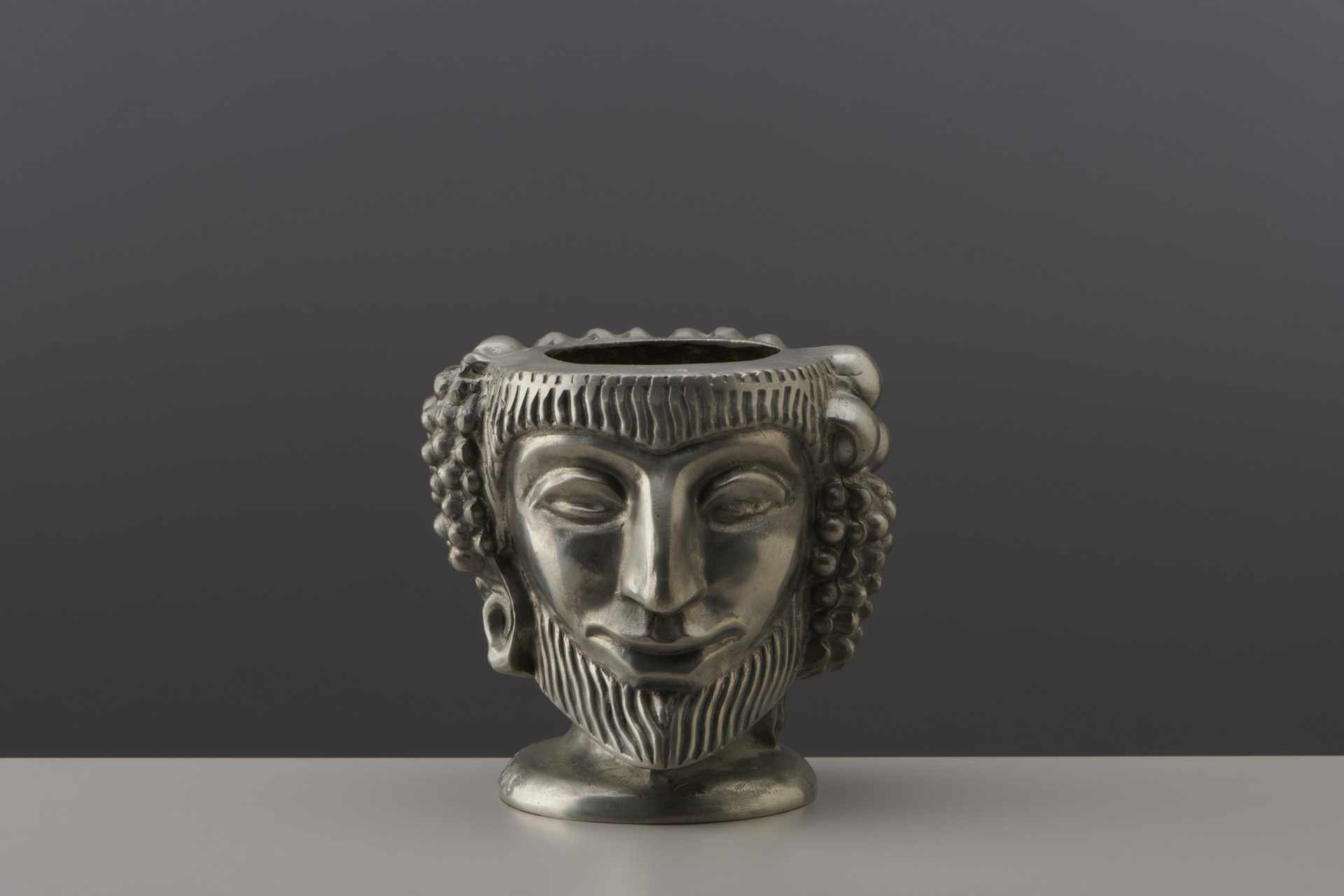 'Janus Head' Vase image 2