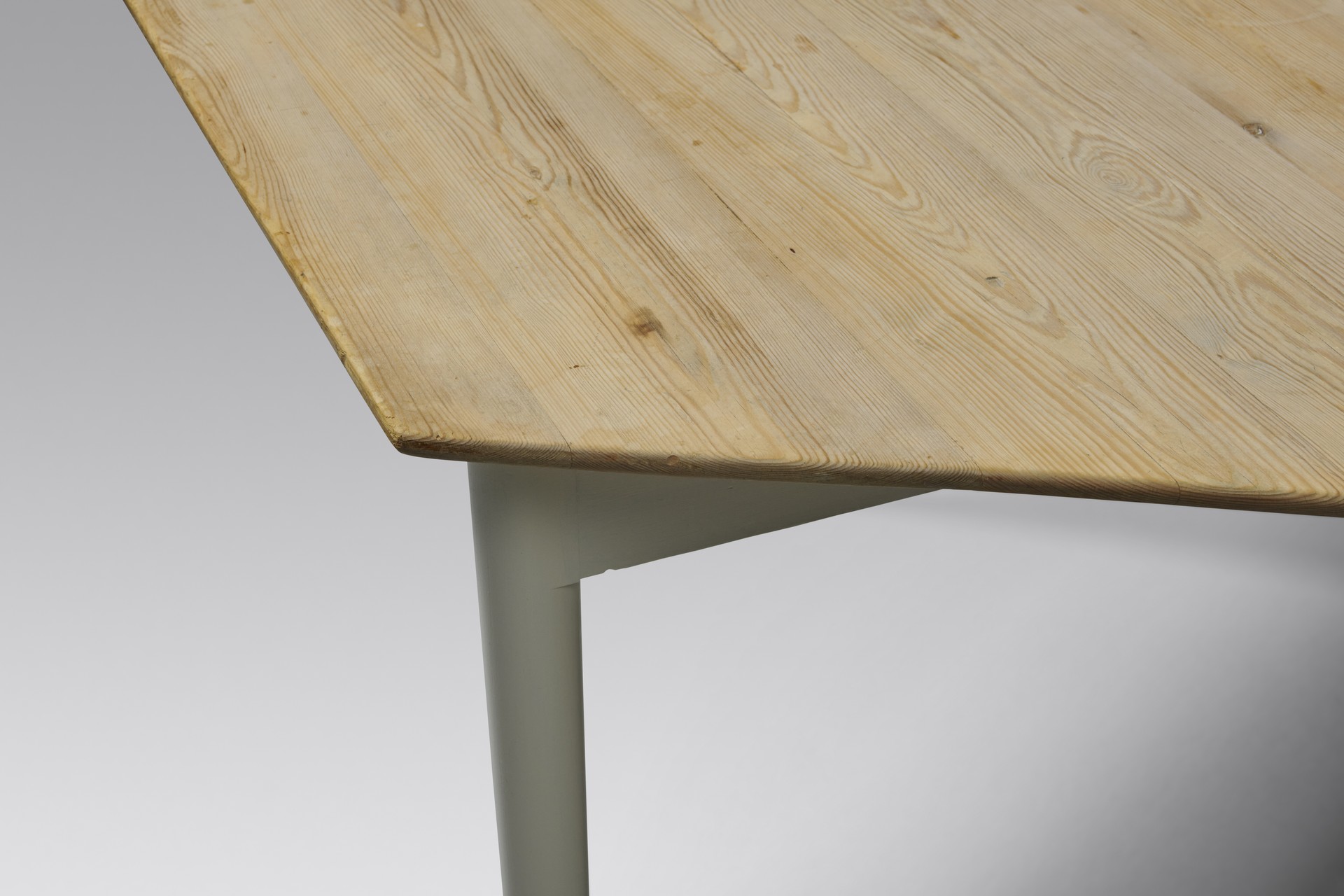 Unique Dining Table image 4