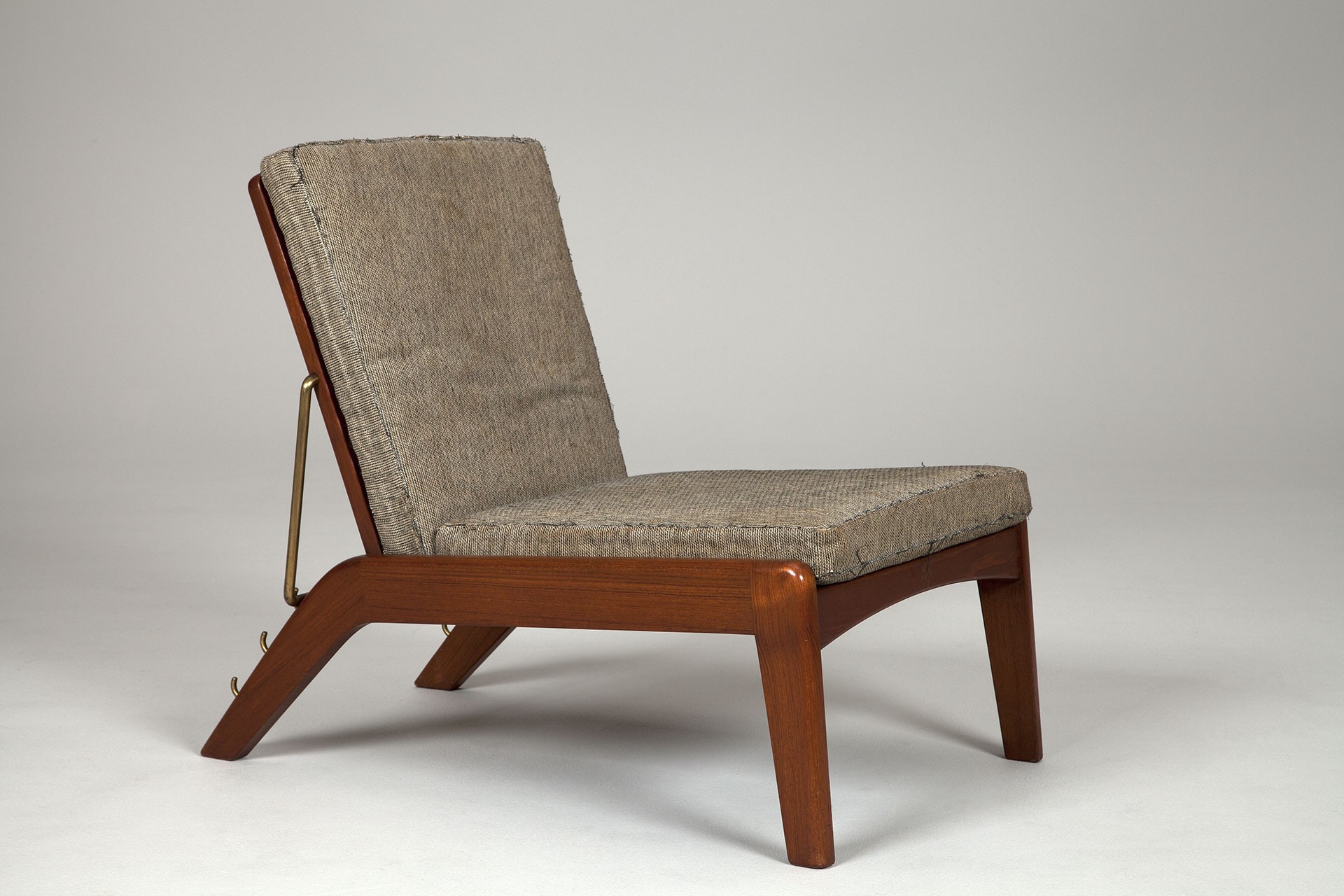 Lounge Chair image 3