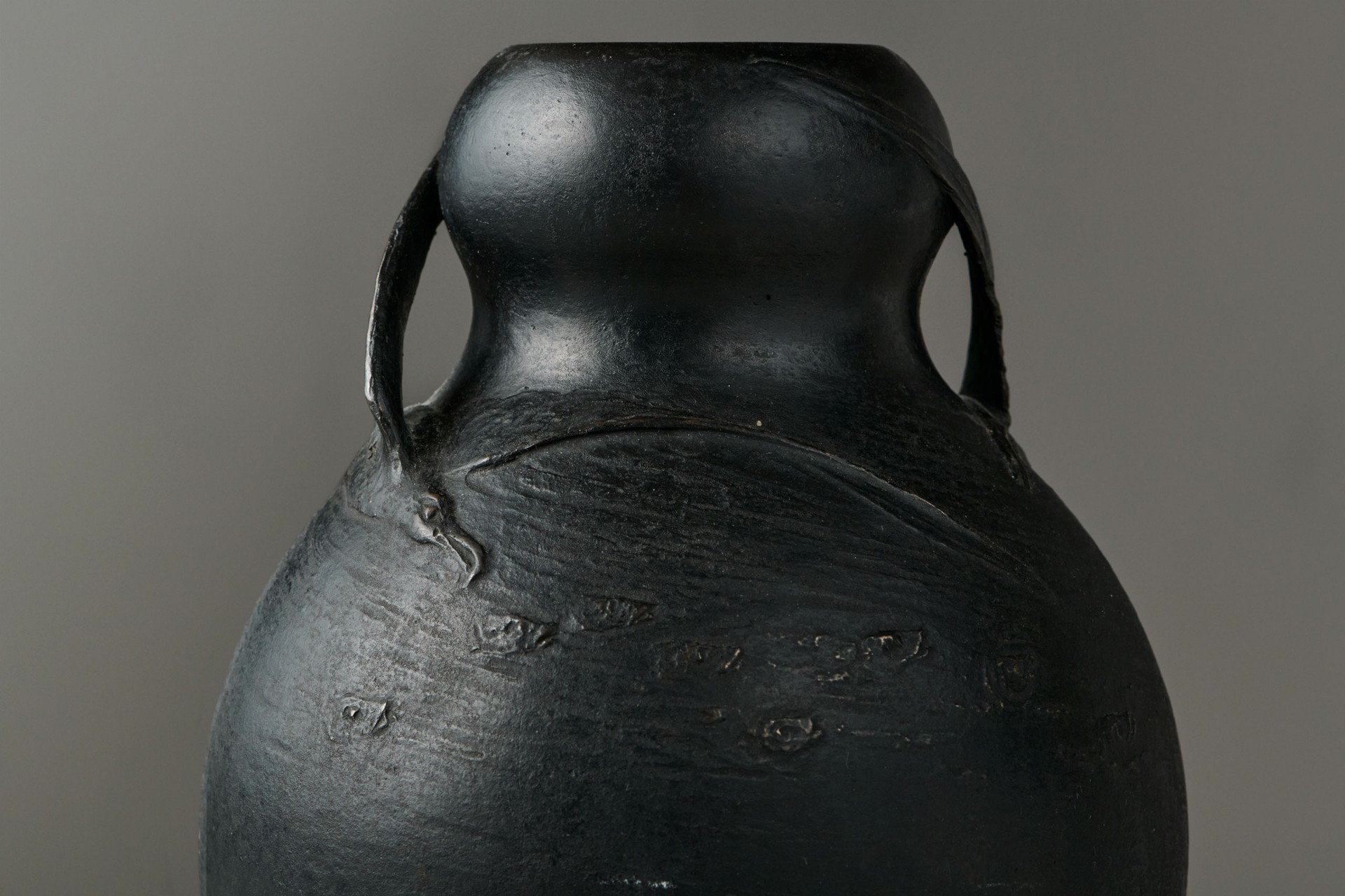 Vase image 3