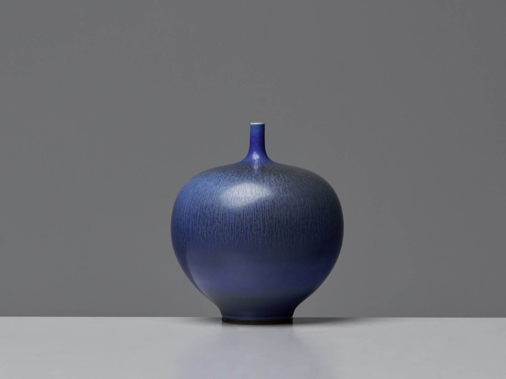 Vase image 4
