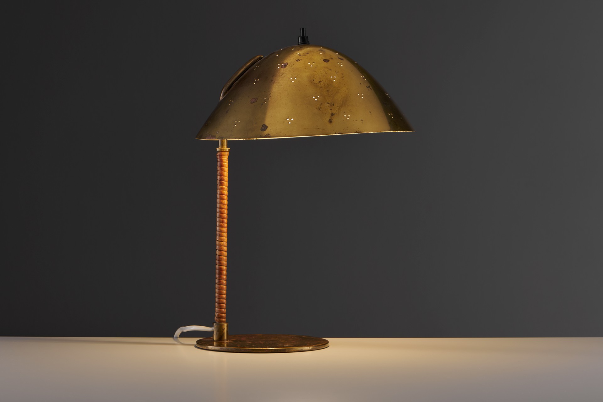 Table Lamp image 2